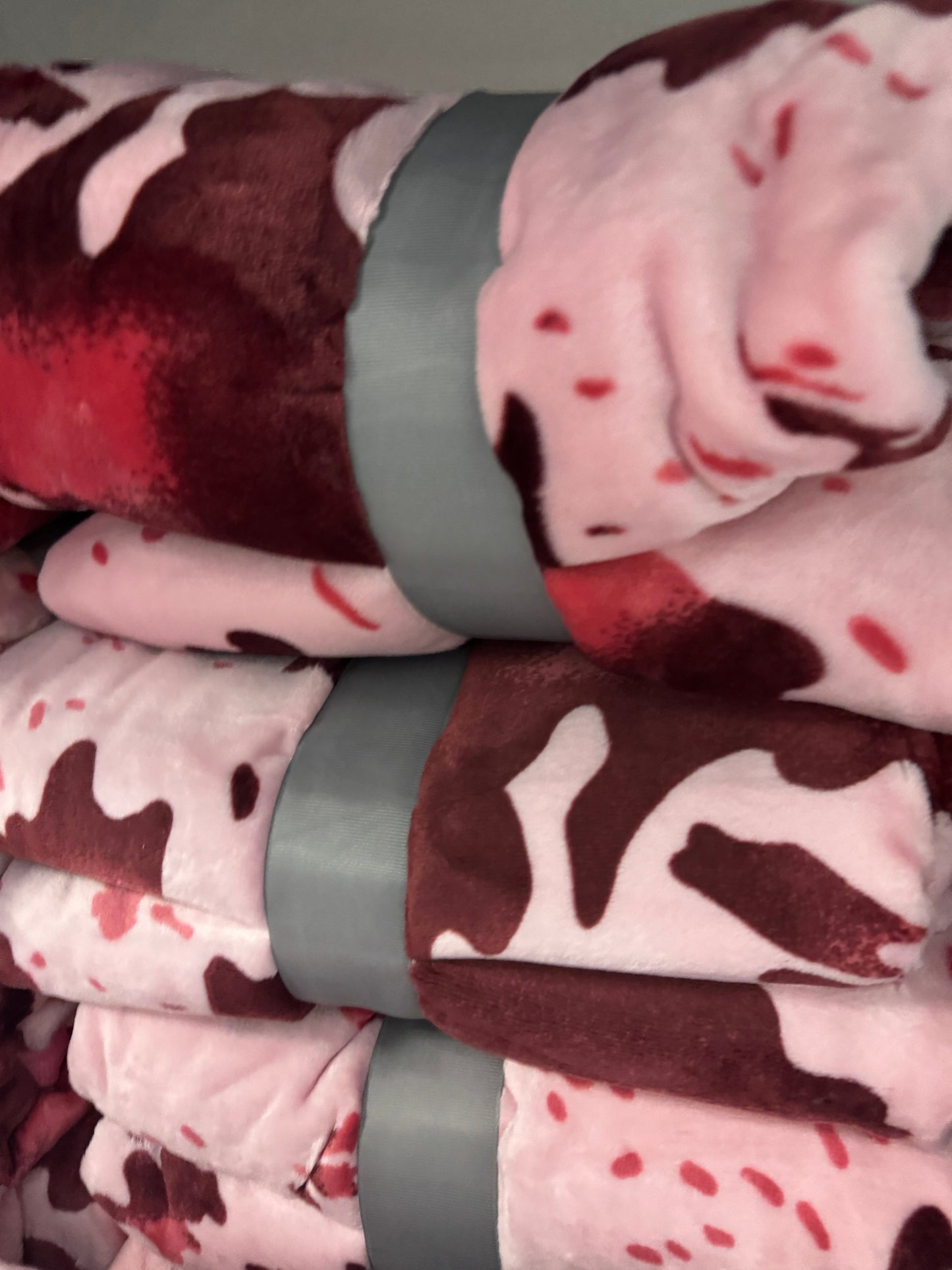 Scarlett Red & Pink Cow Print Super Plush Blanket