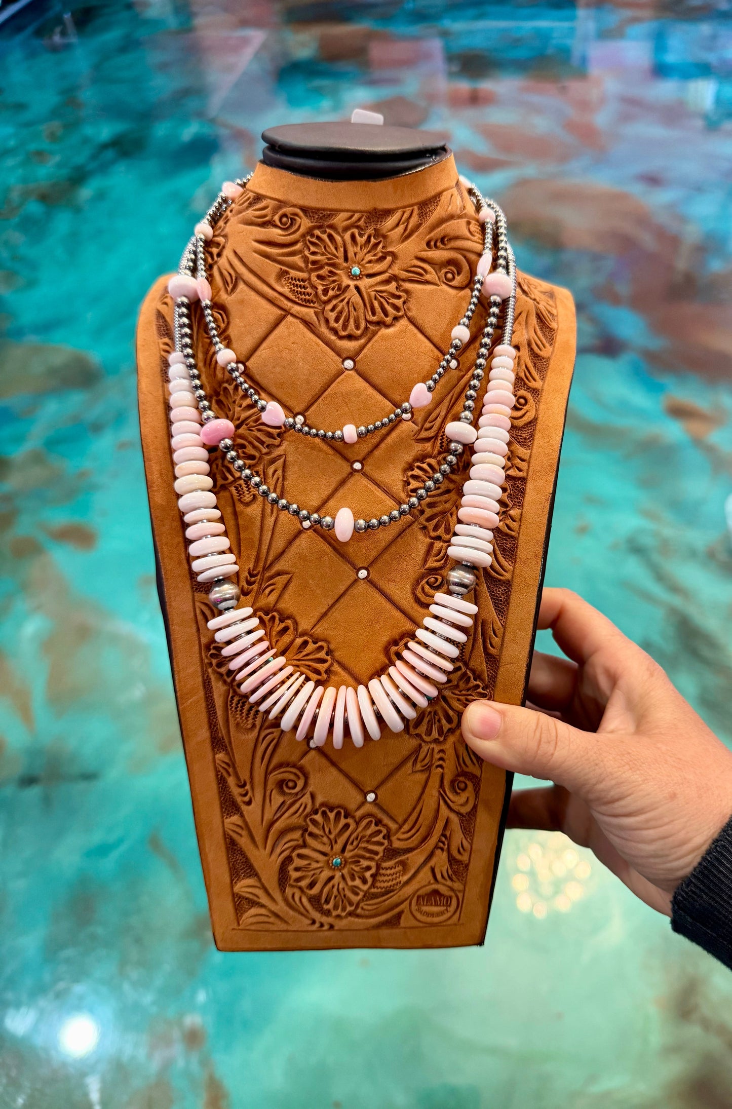 Pink Conch Stack – 3 Piece Layered Necklace Set