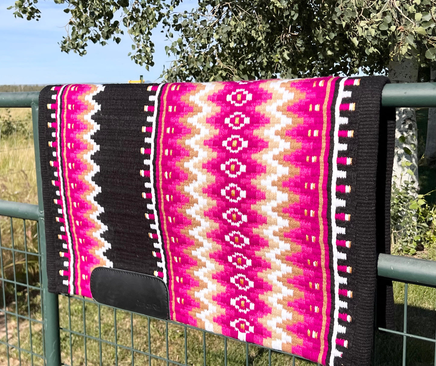 Beautiful oversized custom show pad 34x42