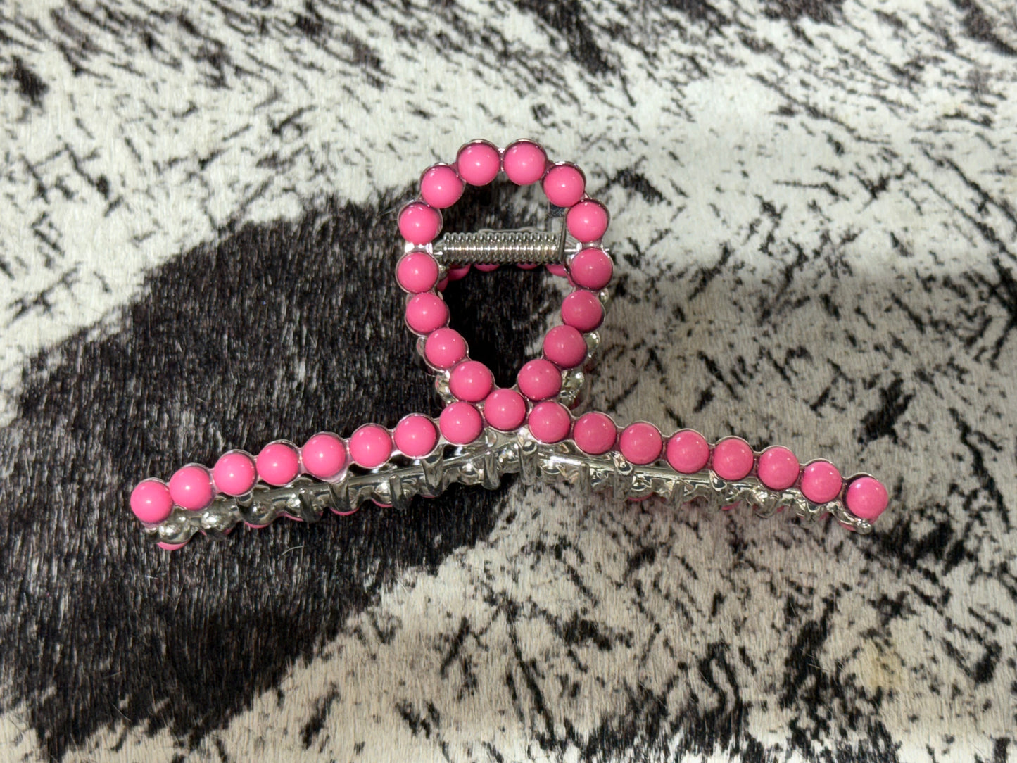 Faux Navajo Pearl Claw Clips
