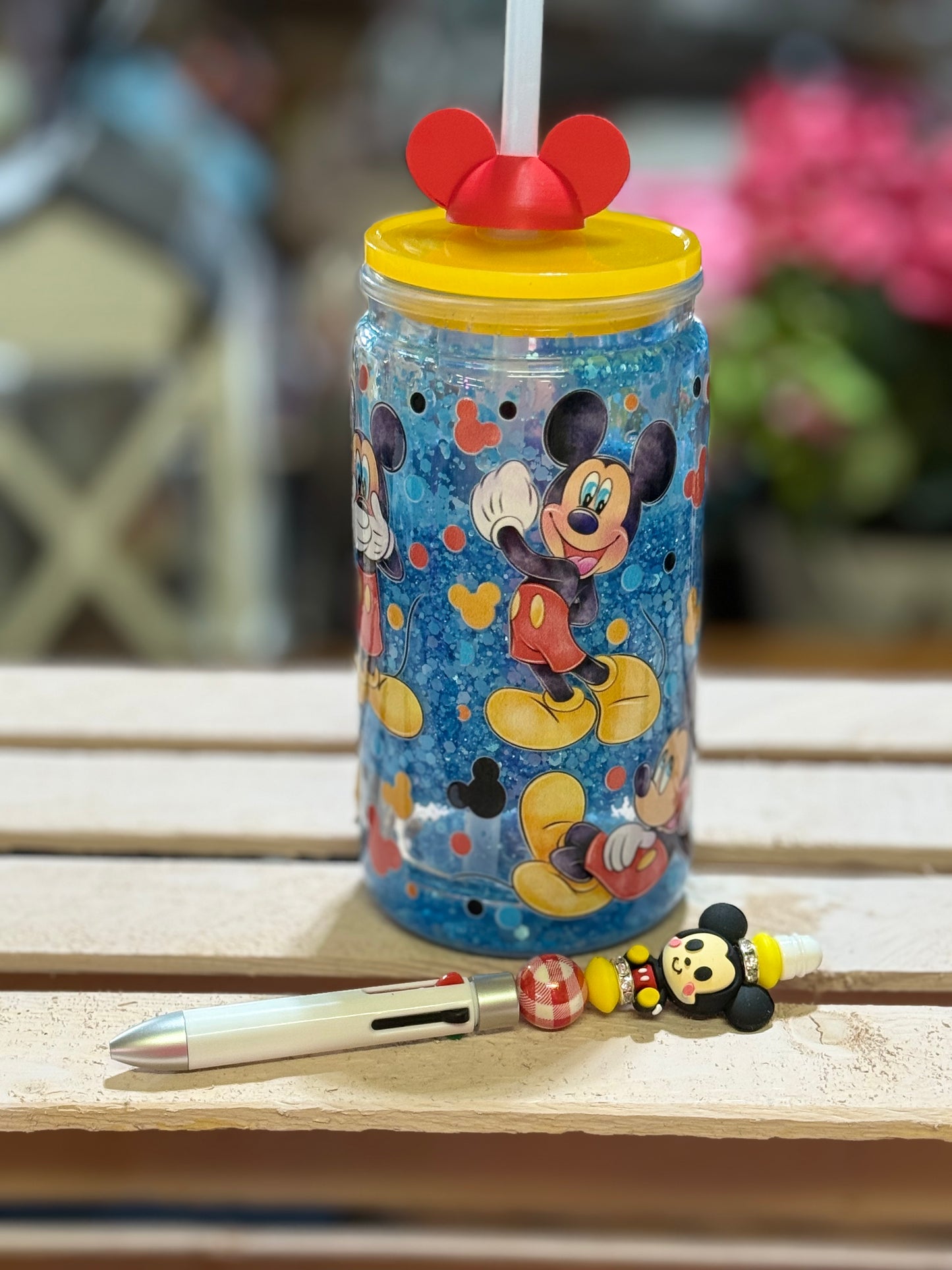 Kids Bored? Ladies Night? Family Night? DYI Acrylic Snowglobe kits!!