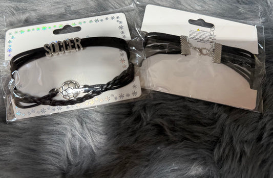 Show your School Spirit with these Fun Adjutable Bracelets