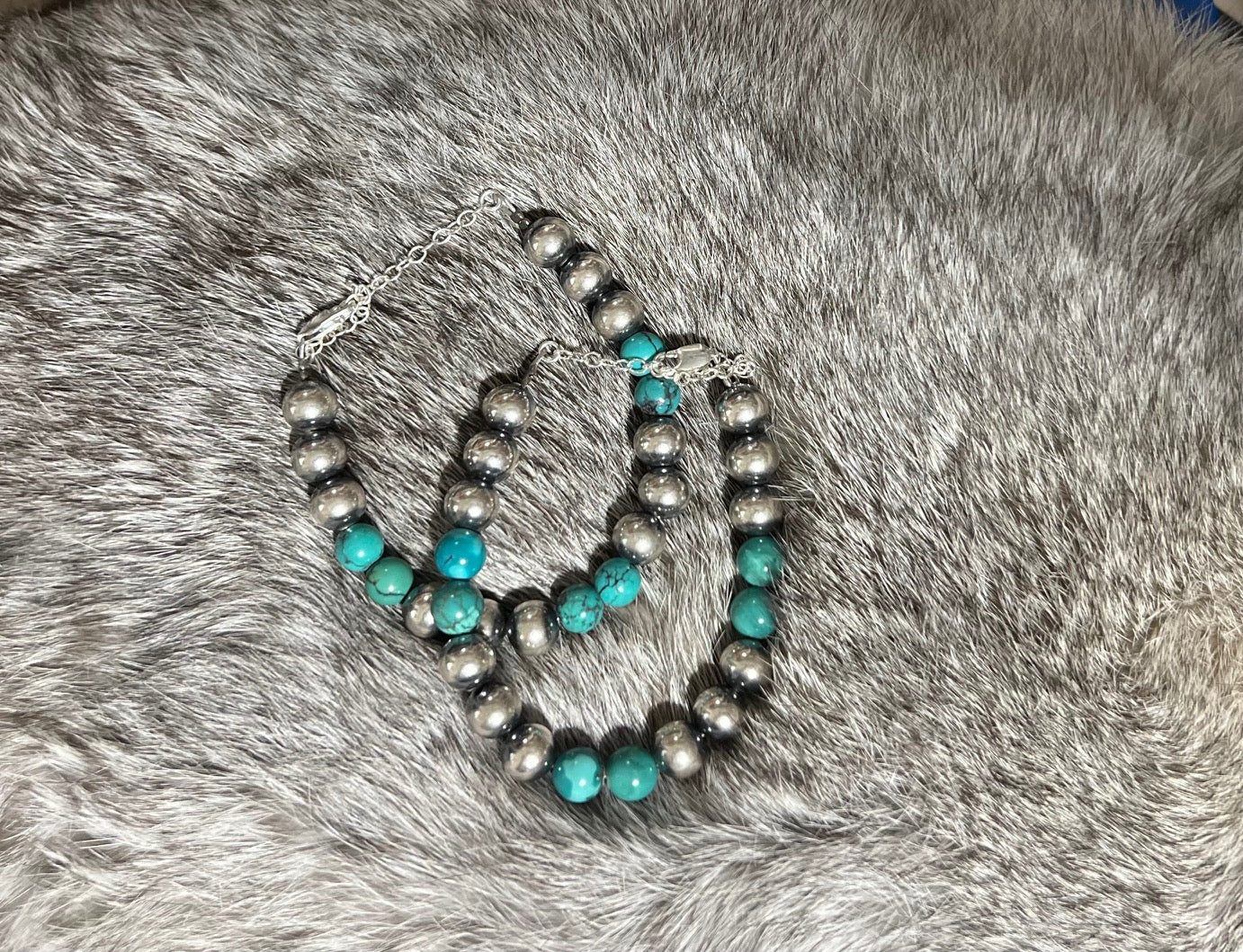 8 mm Sterling Silver Pearls bracelet with turquoise bead