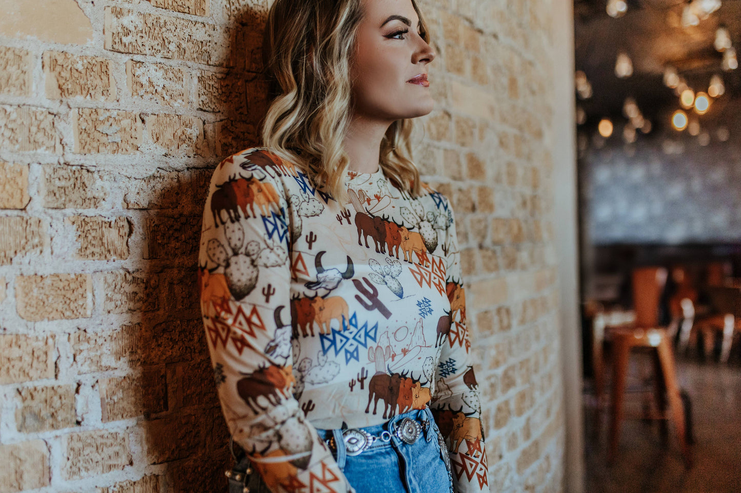 MK576 LS Aztec Cow LS Mesh Top