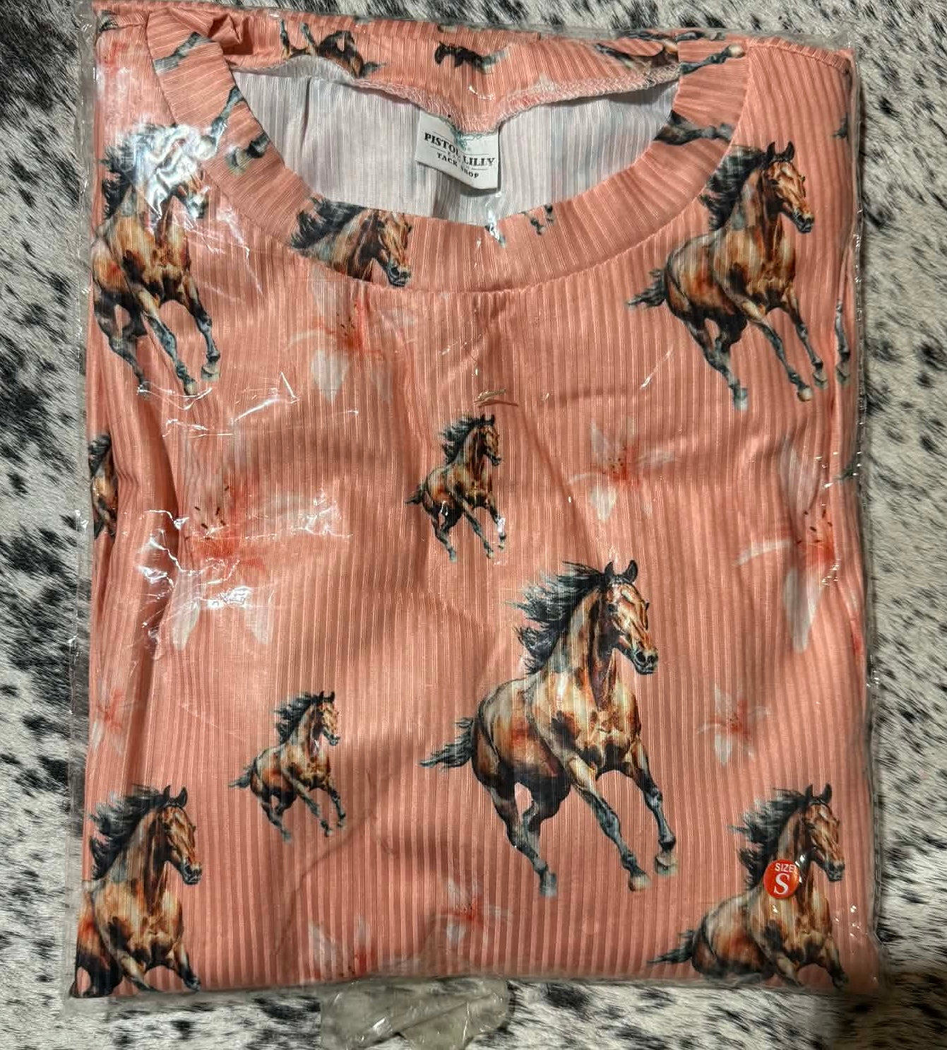 Exclusive PLR Butter Soft short sleeve pajama sets !