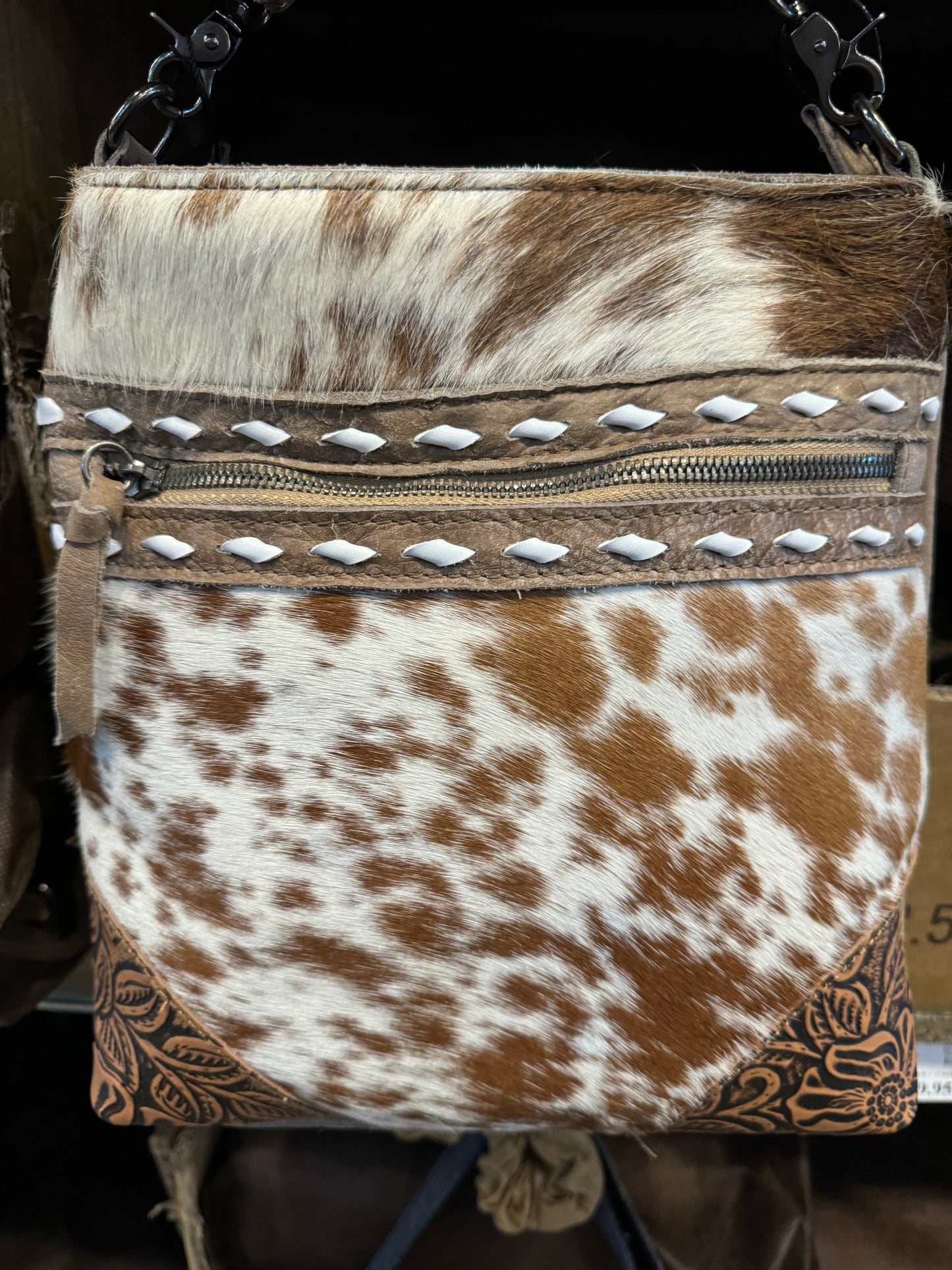 Front Zip Cowhide Tooled Purse BA2828