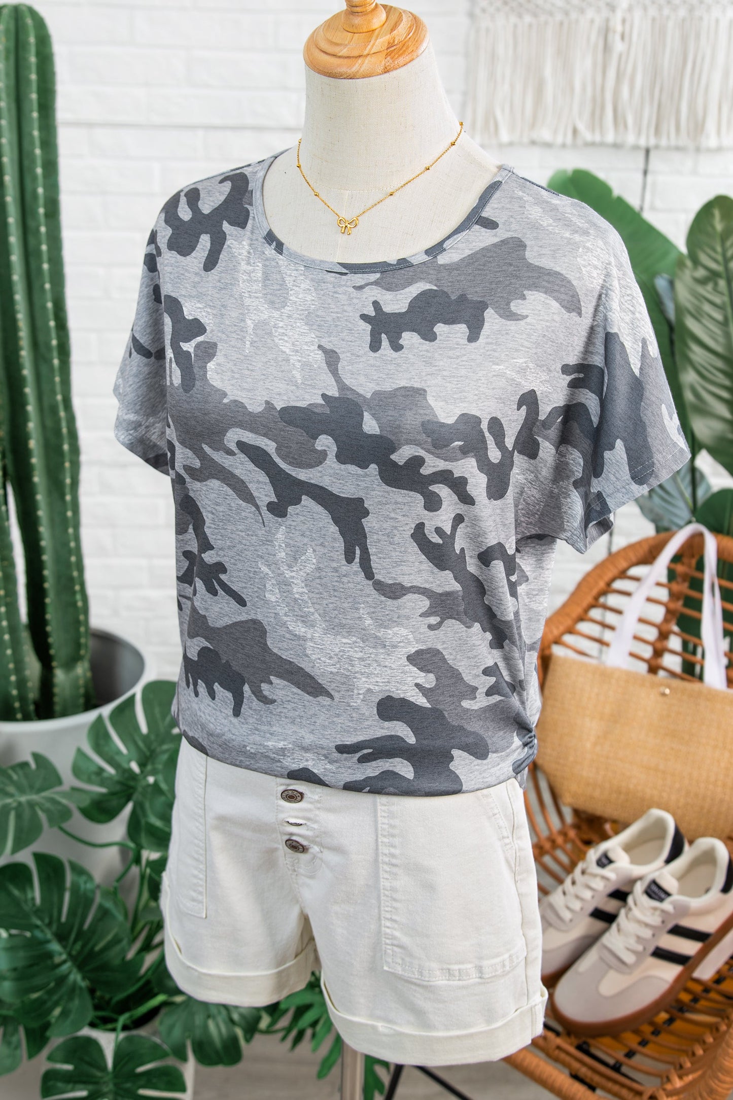 Camo Short Sleeve Round Neck T-Shirt