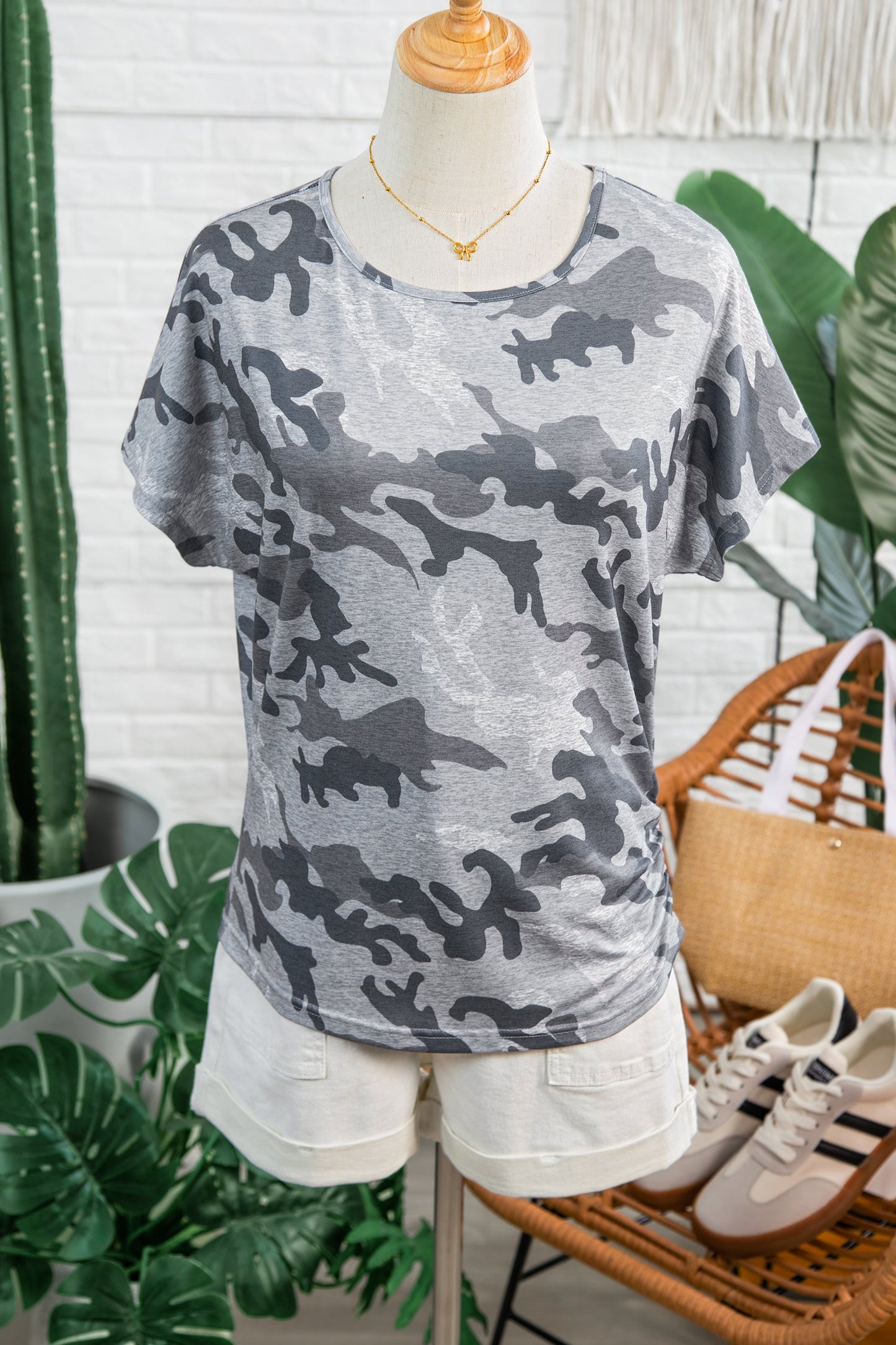 Camo Short Sleeve Round Neck T-Shirt