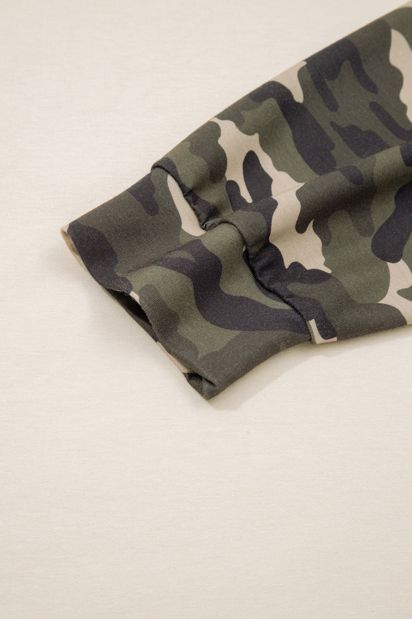 Plus Size Camo Patchwork Raw Hem Sweatshirt