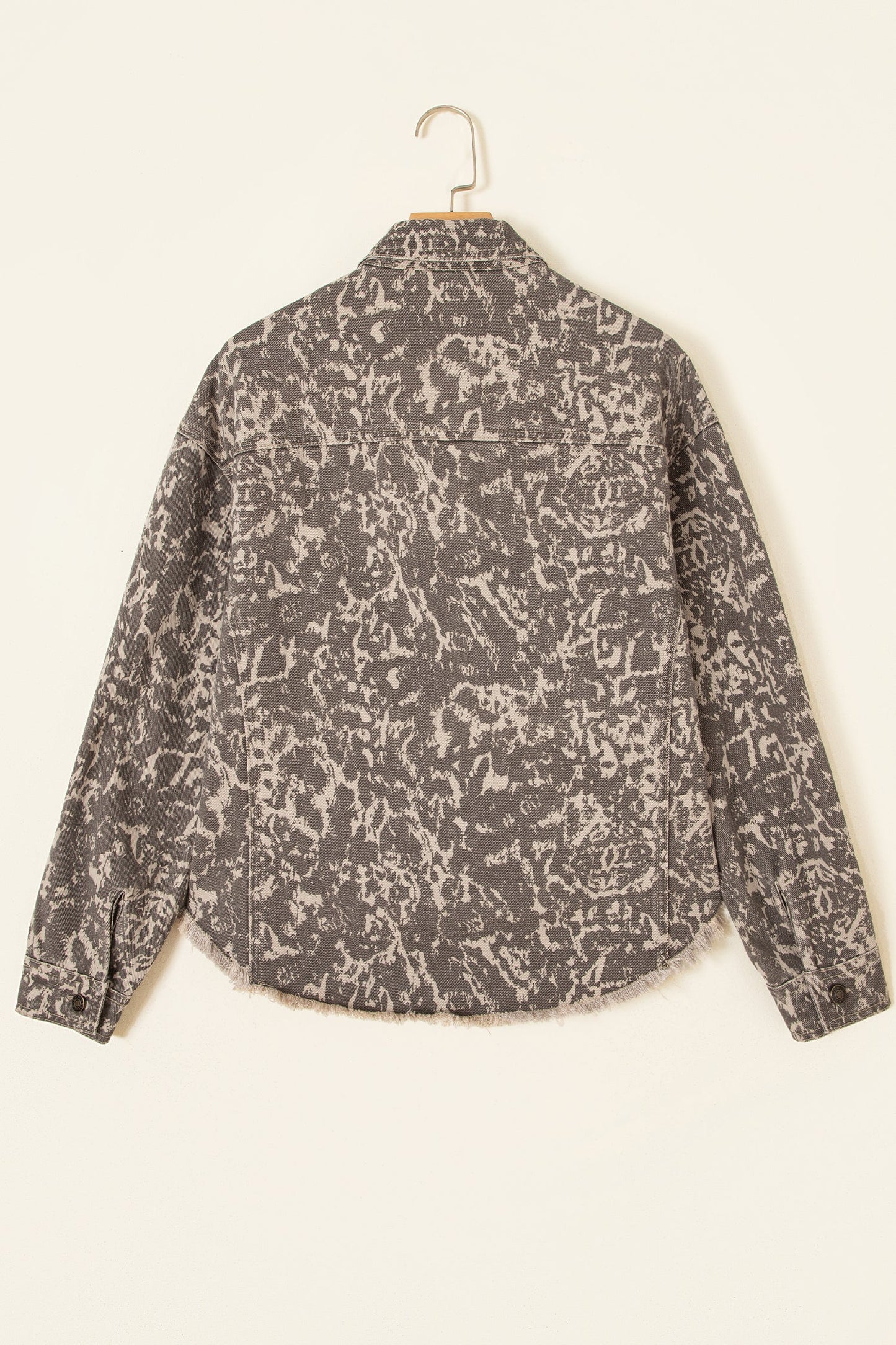 Abstract Denim Raw Hem Buttoned Collar Jacket