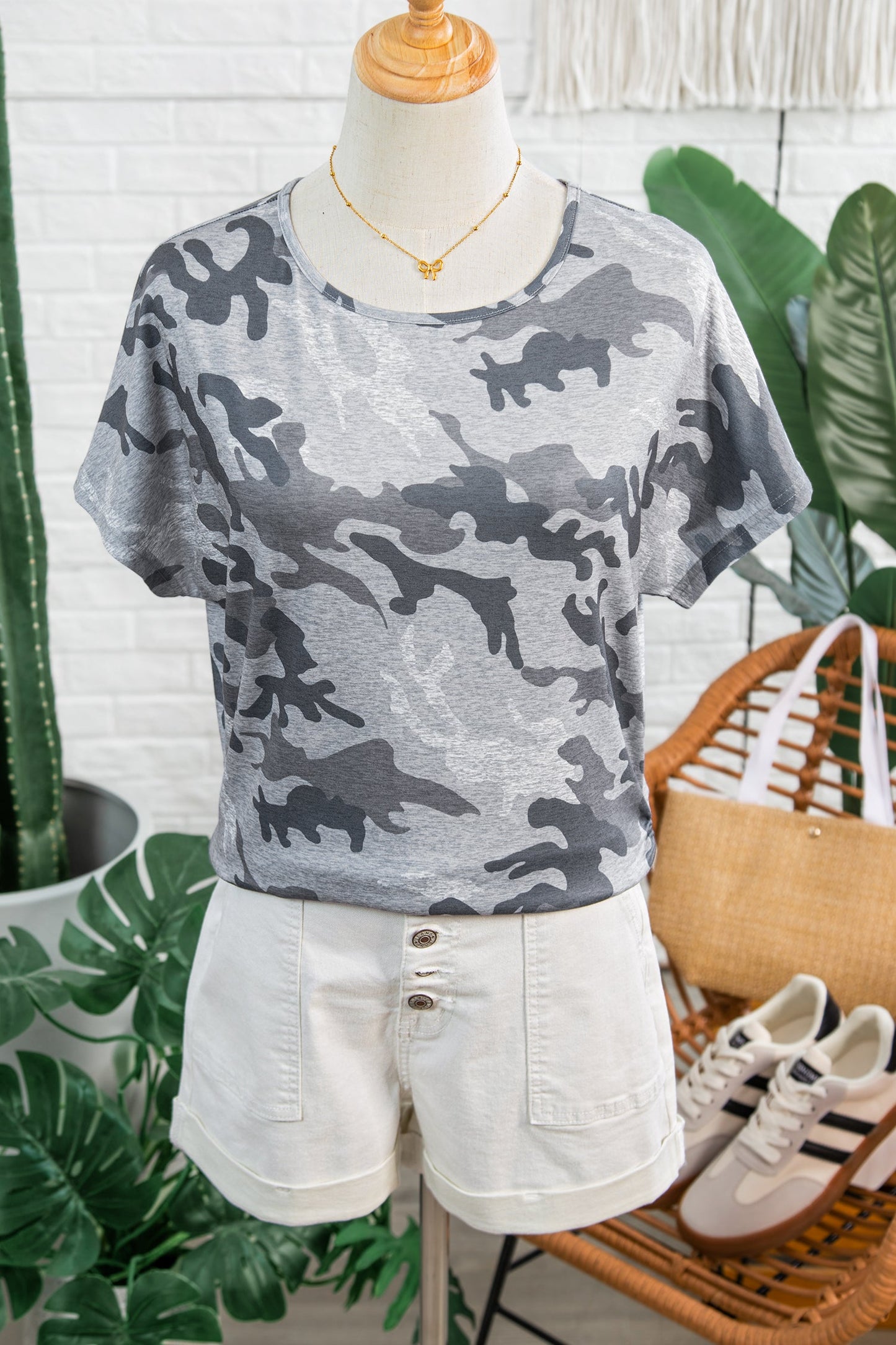 Camo Short Sleeve Round Neck T-Shirt