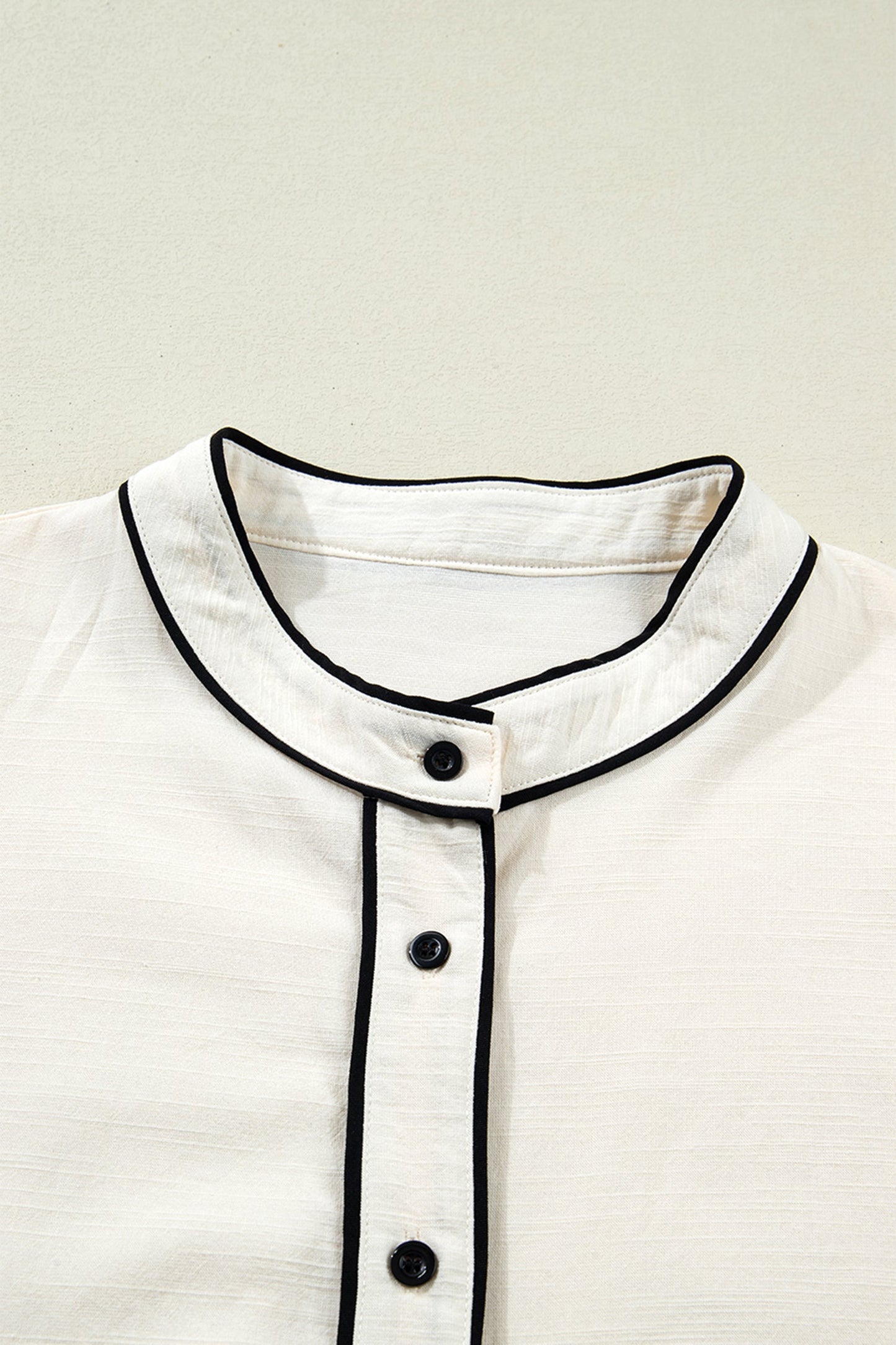 Contrast Trim Buttoned Long Puff Sleeve Shirt