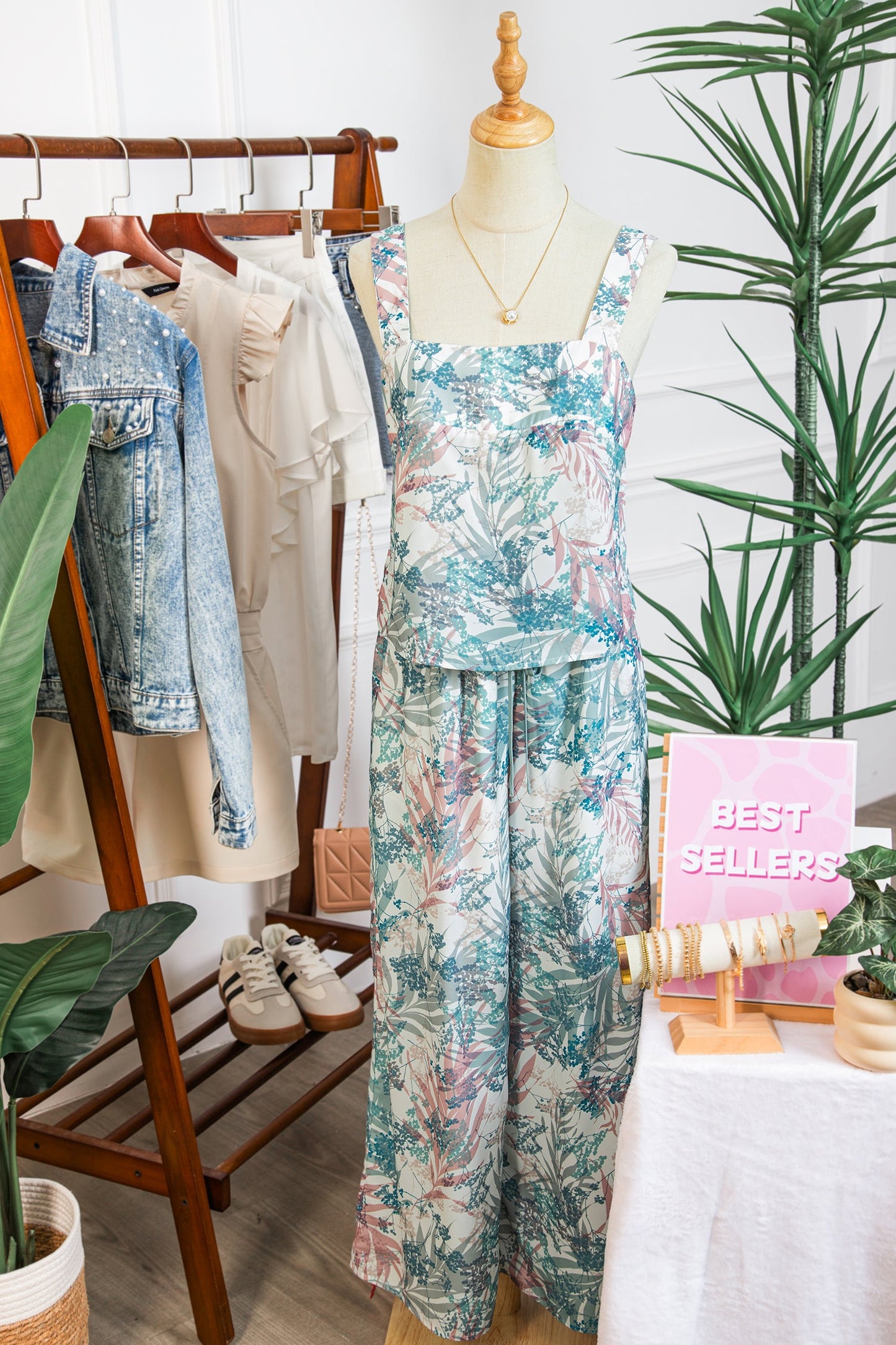 Tropical Palm Cropped Tank and Pants Set