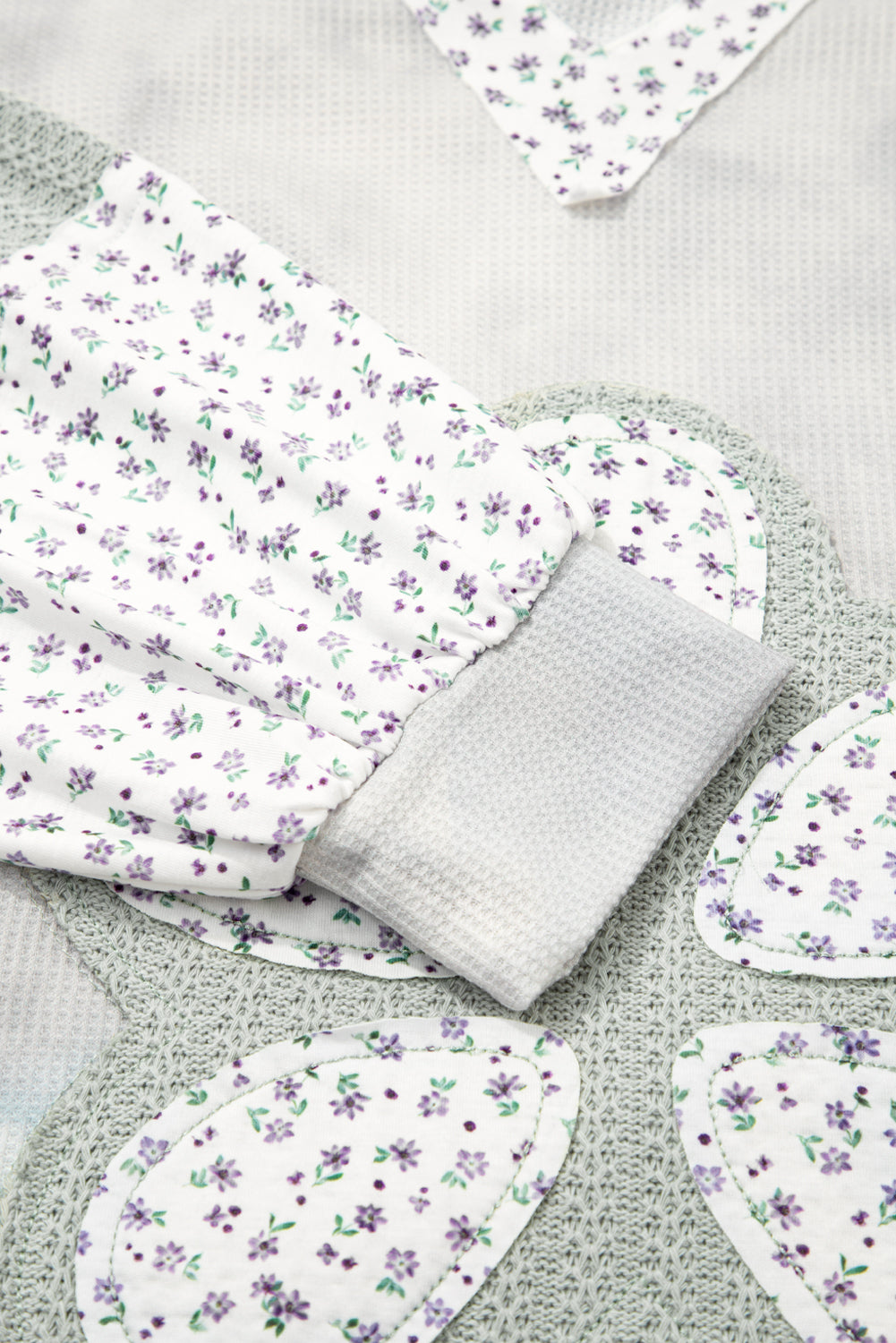 Floral Patchwork Waffle Textured V-Neck Hooded Top