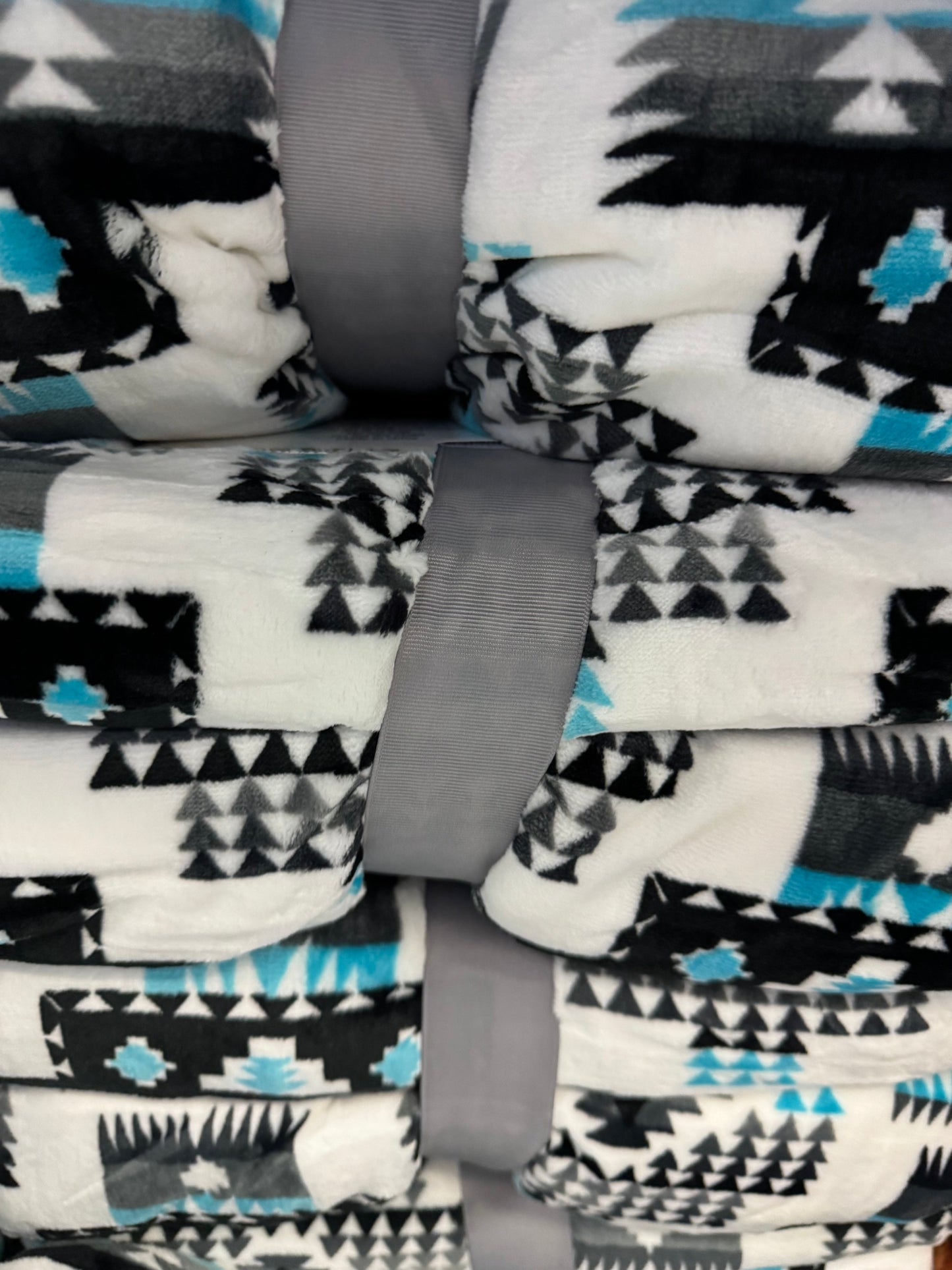 Davis Turquoise Aztec Super Plush Blanket