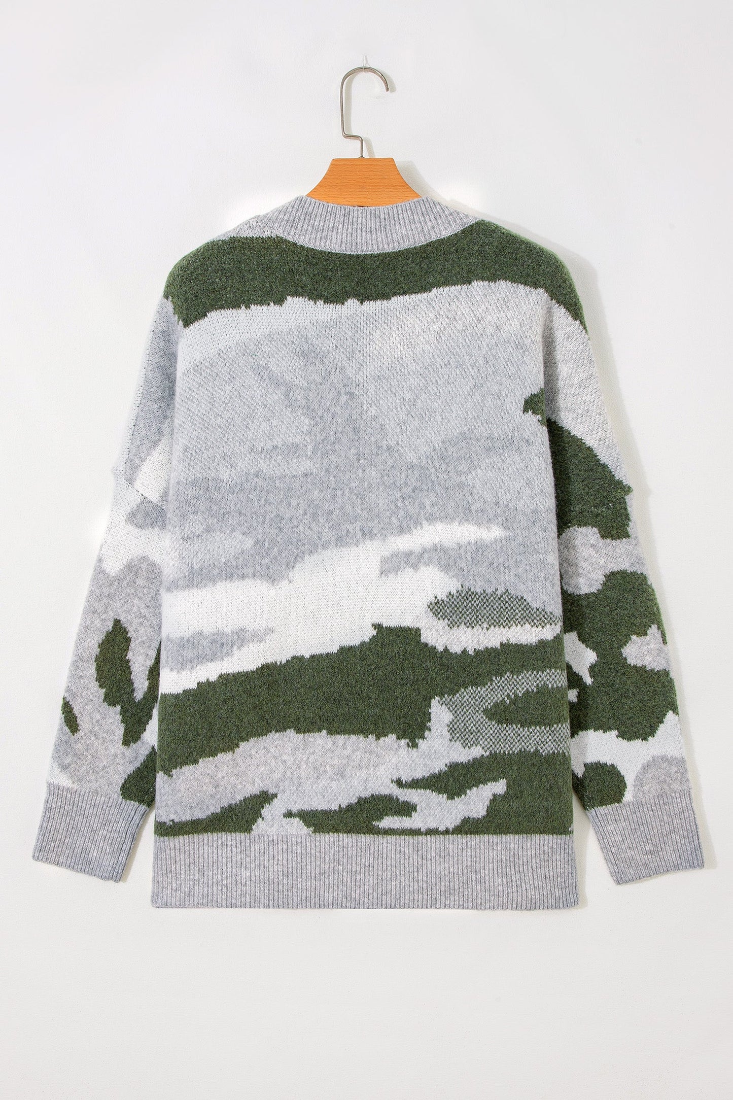 Camo Contrast Trim Buttoned V-Neck Cardigan