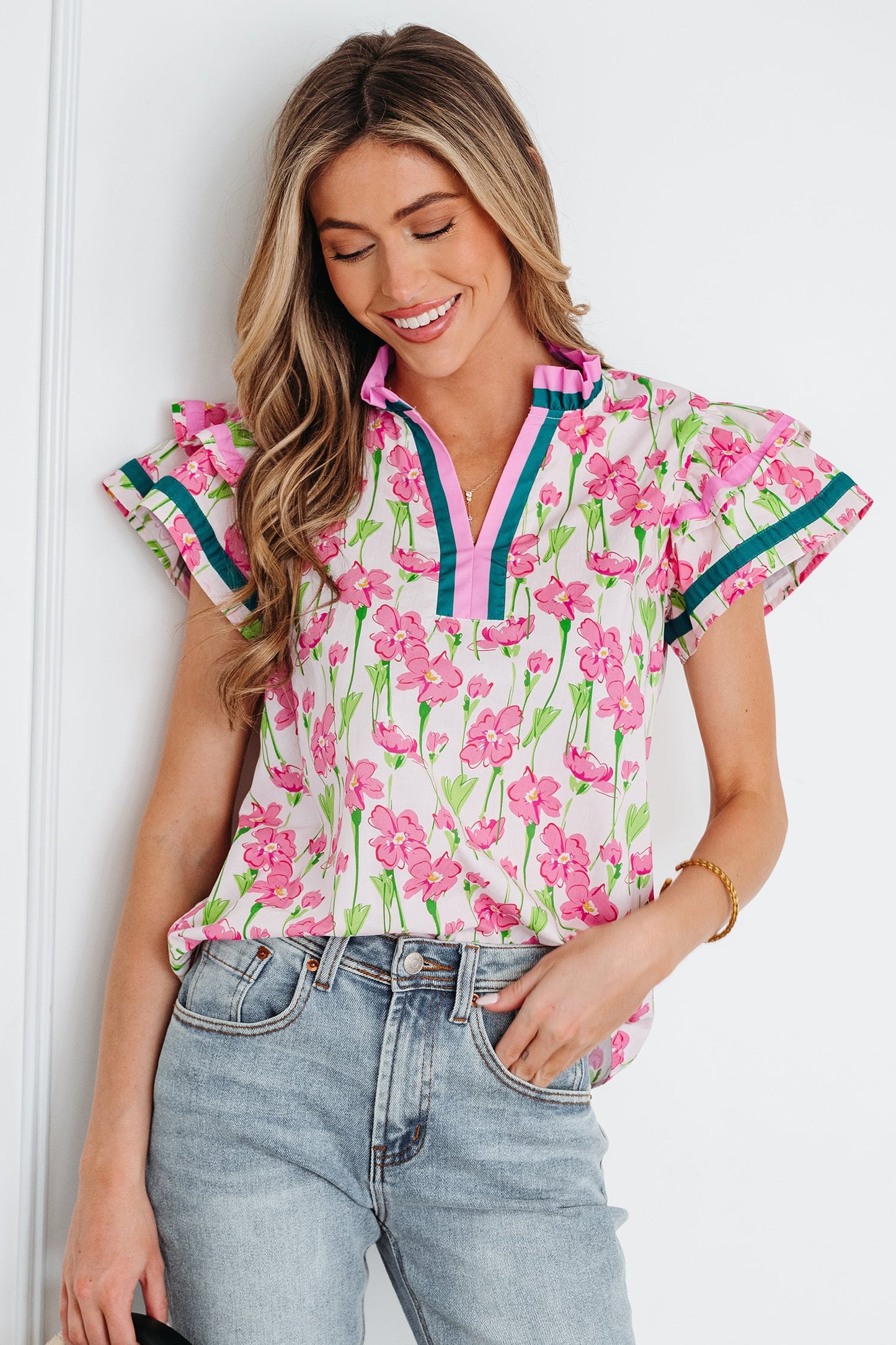 Floral Contrast Trim V-Neck Ruffle Short Sleeve Blouse