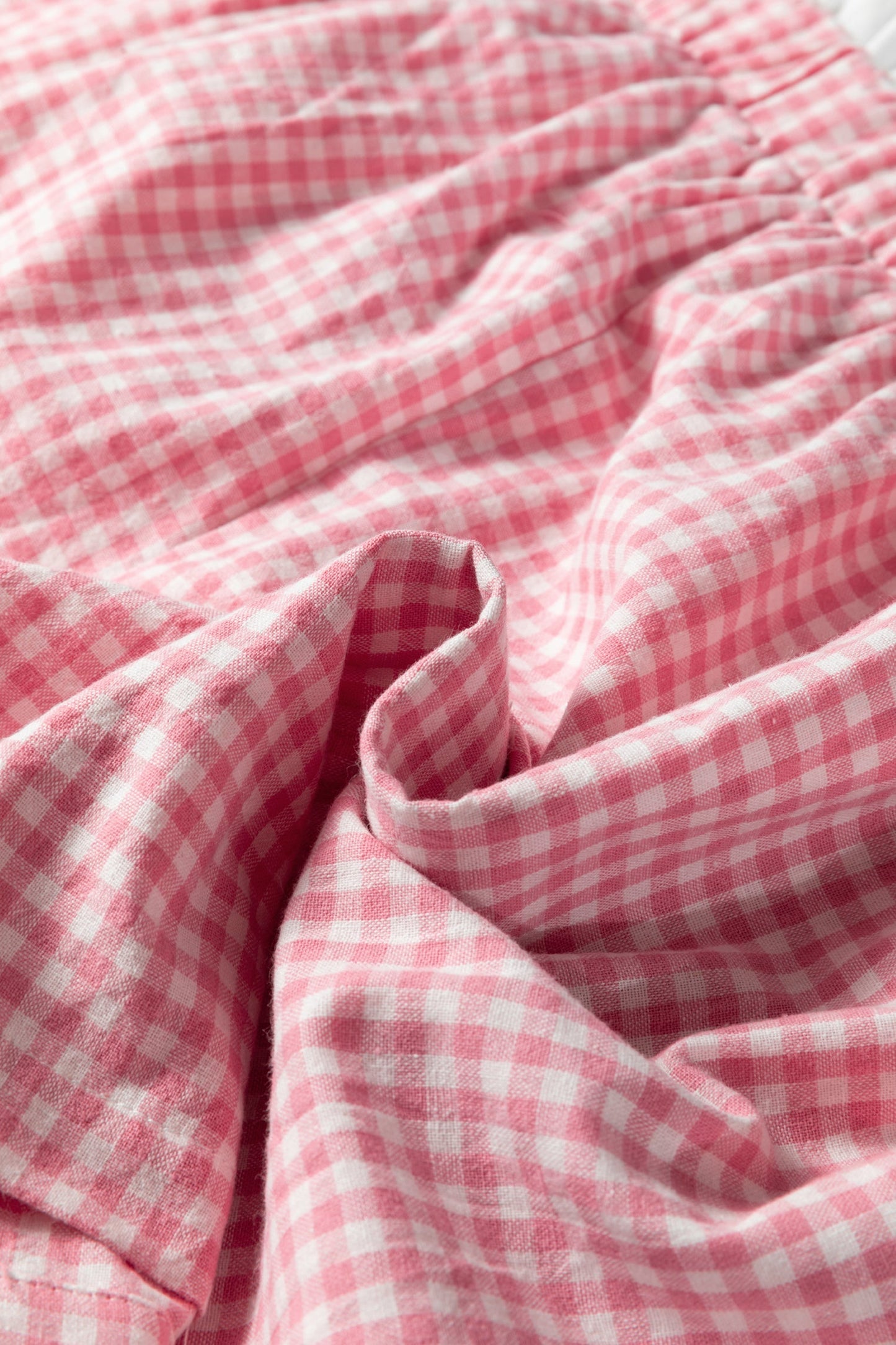 Plus Size Gingham Plaid Ruffle Contrast Trim Shorts