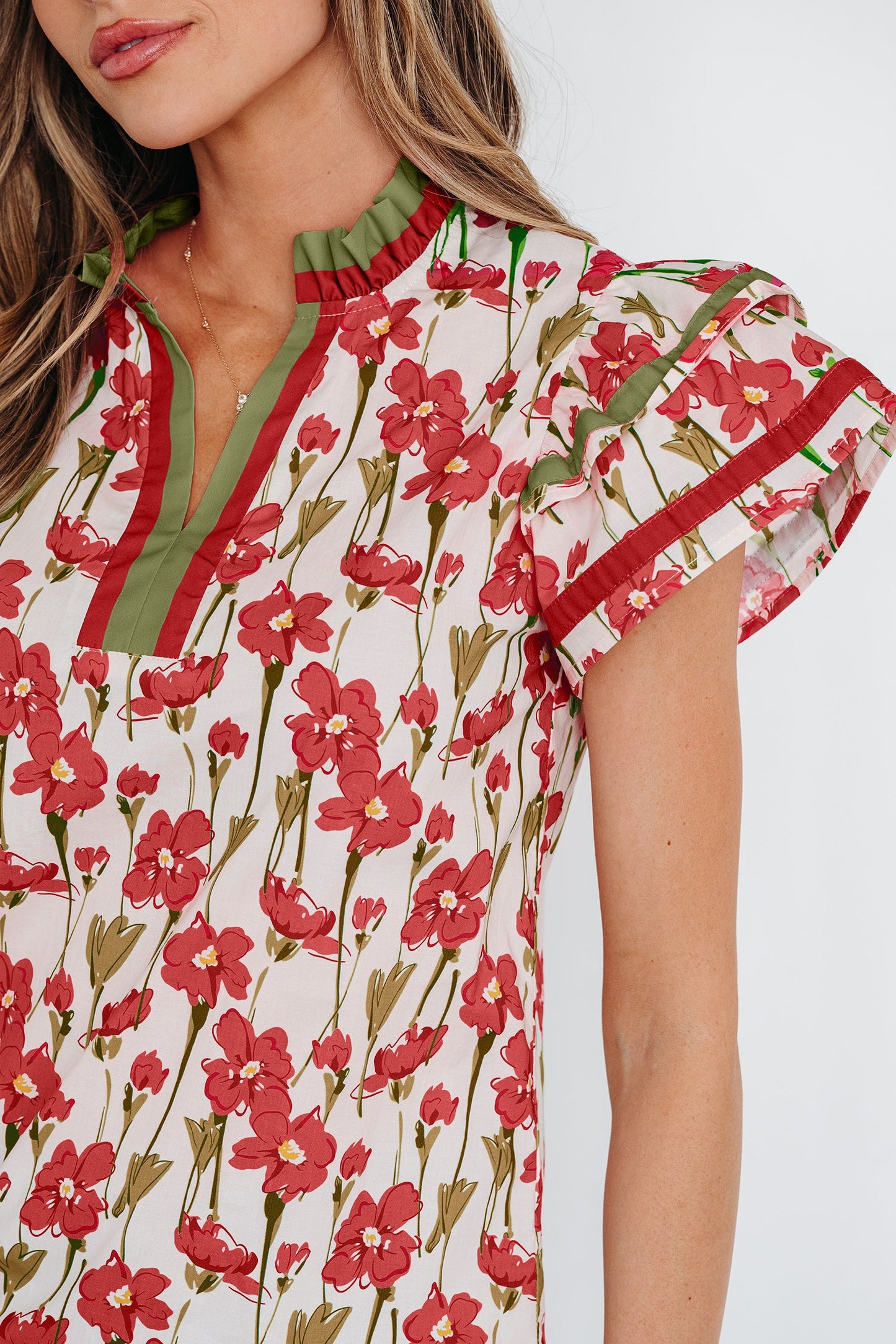 Floral Contrast Trim V-Neck Ruffle Short Sleeve Blouse