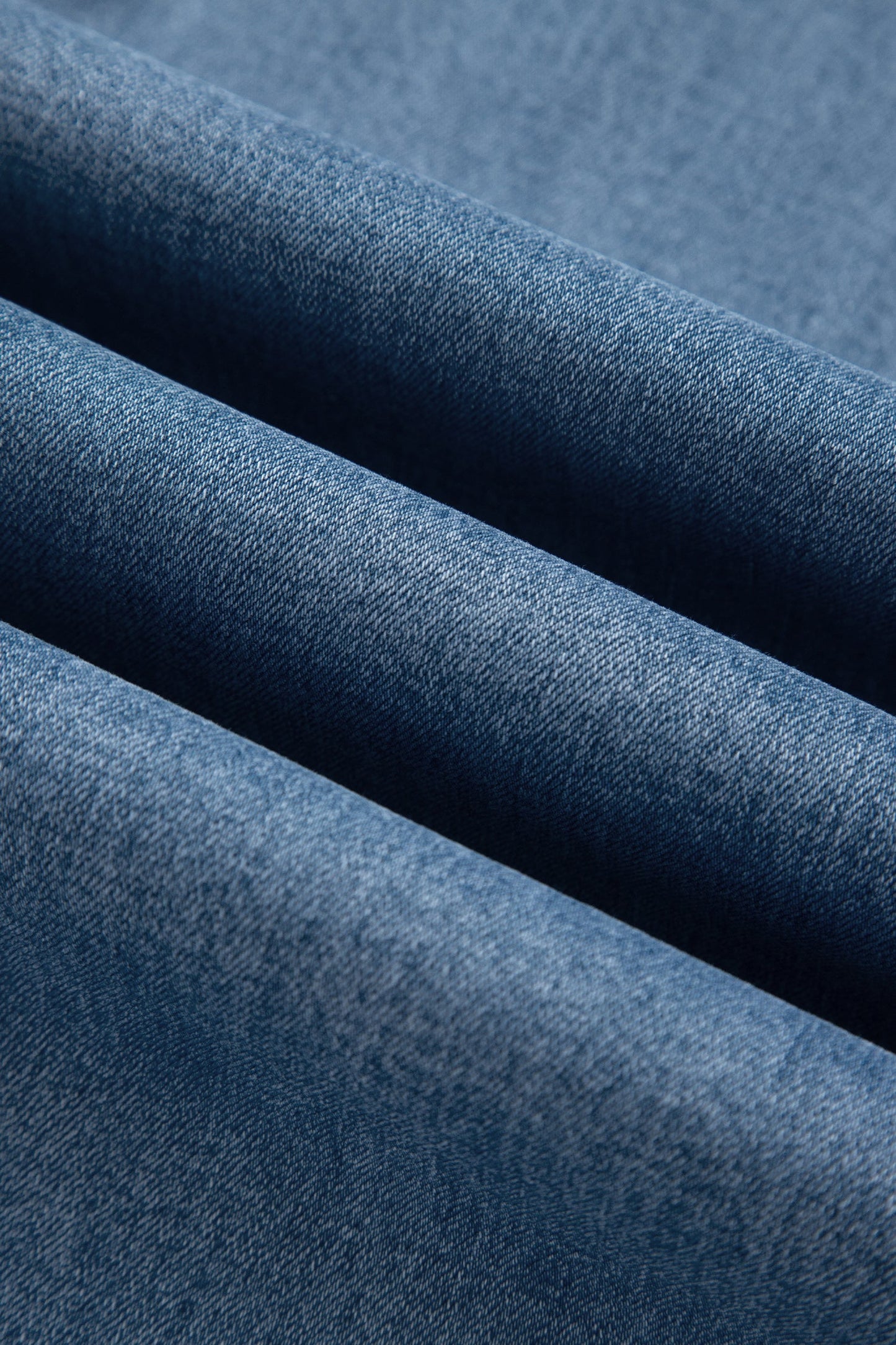 Solid Studded Side Seam Ankle Length Jeans