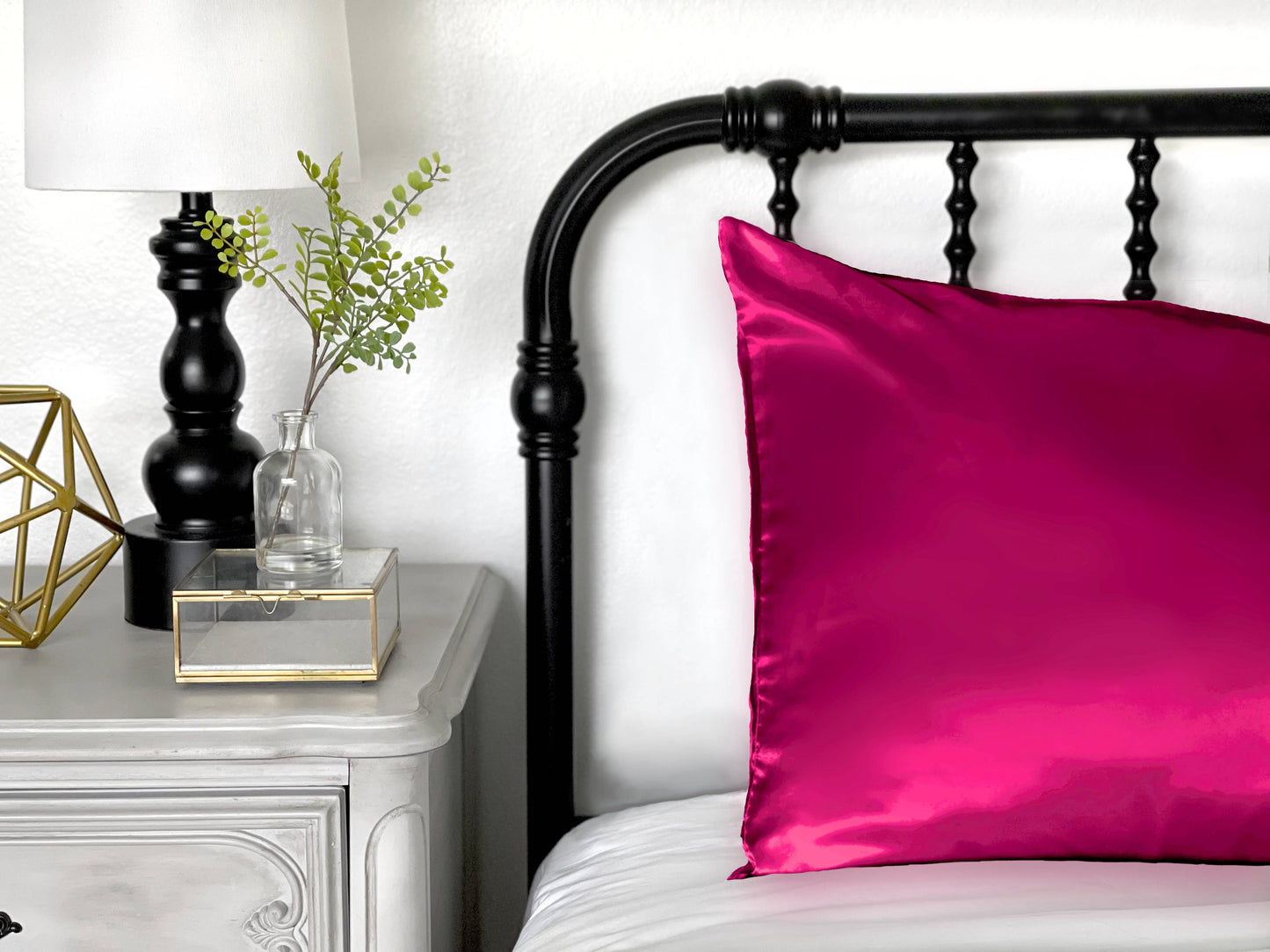 Pink Opalescent Gift Box with Bow - QN/STD Satin Pillowcase