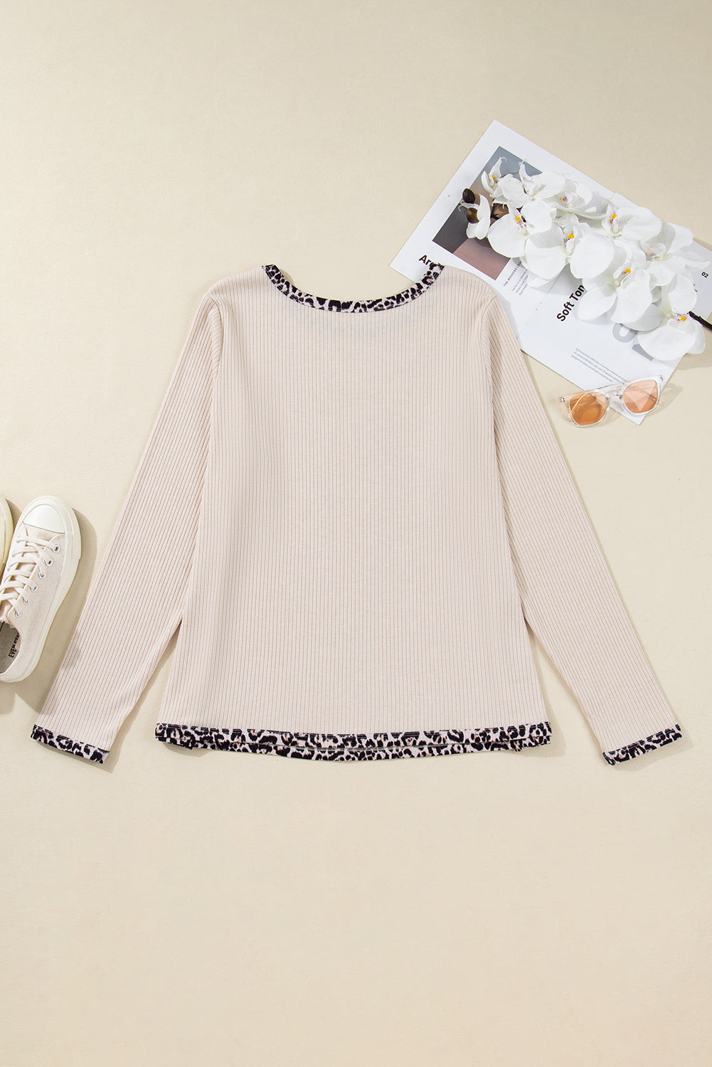 Plus Size Leopard Contrast Trim Ribbed Knit Top