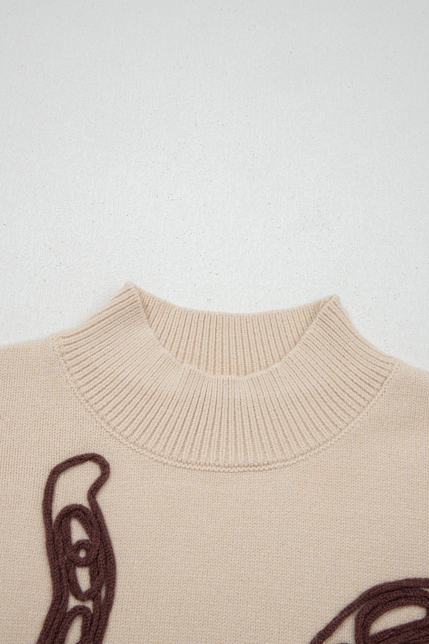Western Corded Horseshoe Mock Neck Short Sleeve Sweater