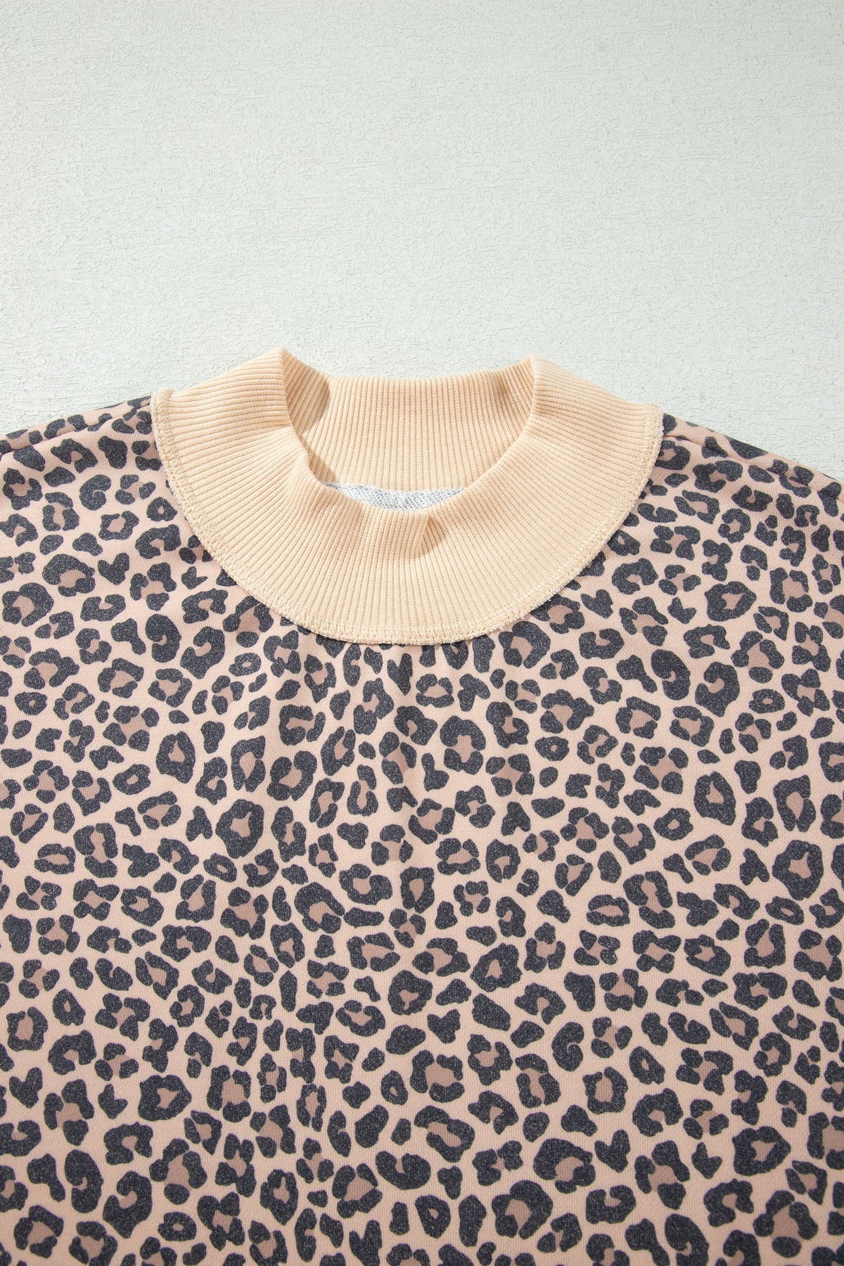 Plus Size Leopard Colorblock Ribbed Mock Neck Sweatshirt