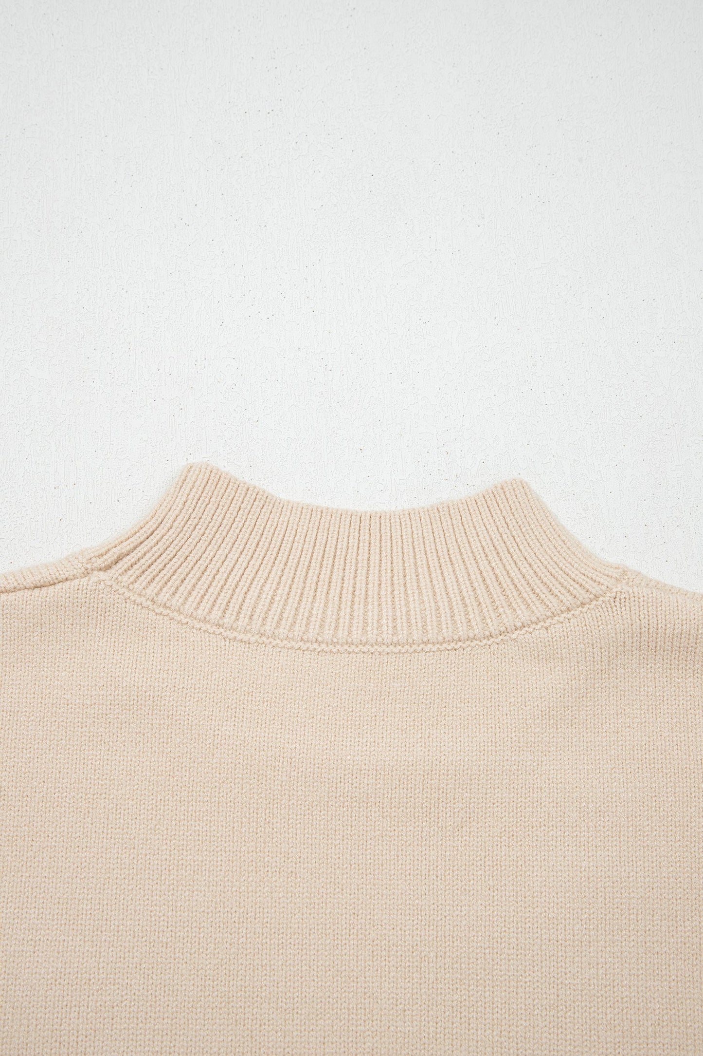Western Corded Horseshoe Mock Neck Short Sleeve Sweater