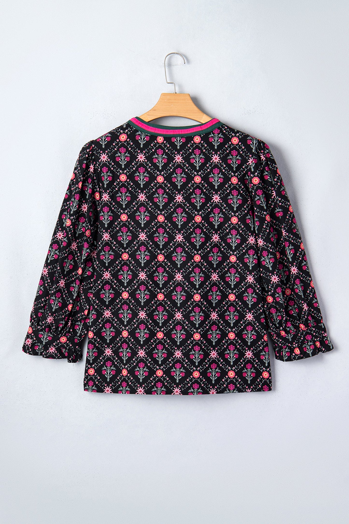 Floral Contrast V-Neck Bracelet Sleeve Blouse