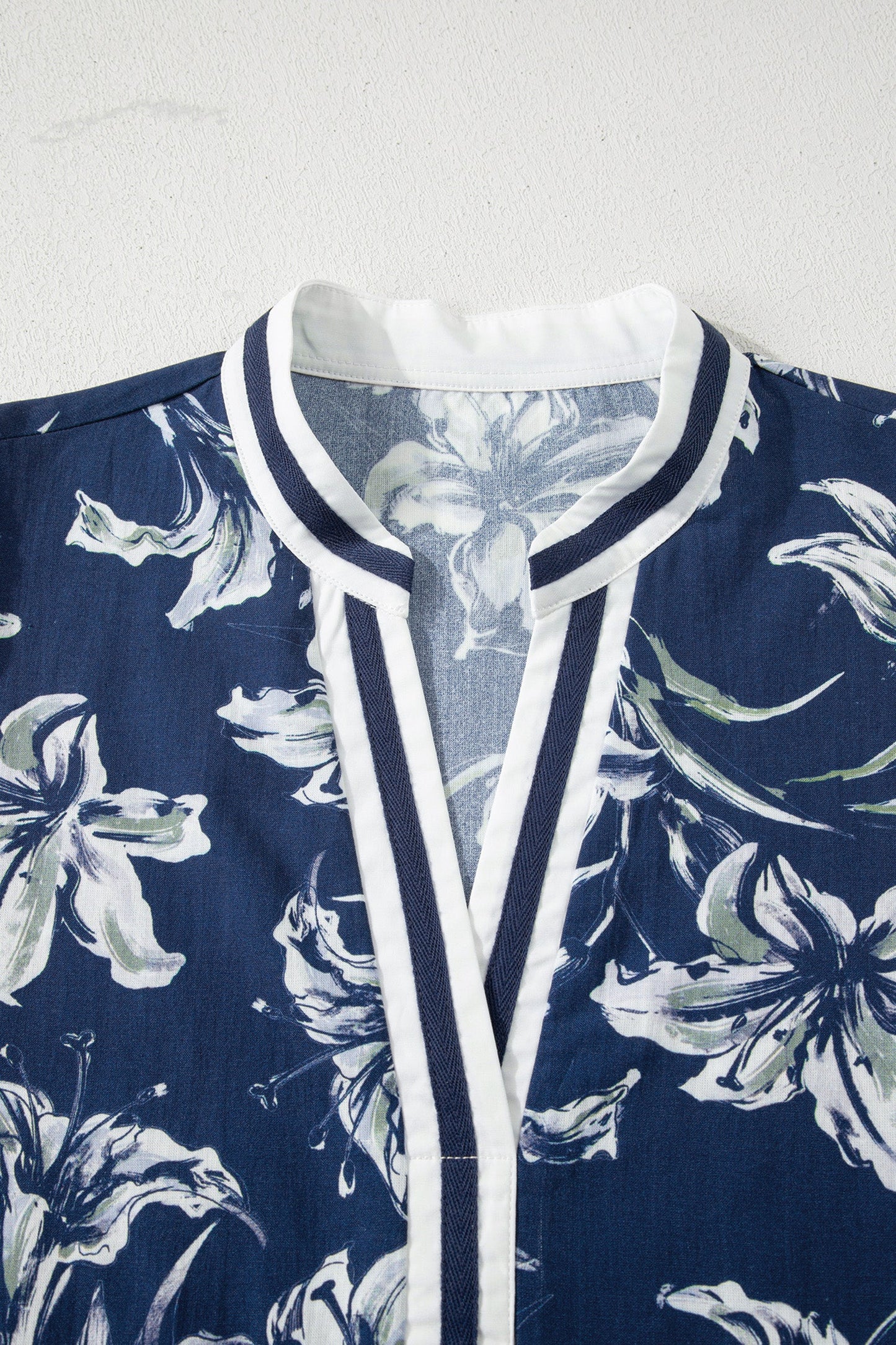 Floral Stripe Trim Puff Sleeve V-Neck Blouse