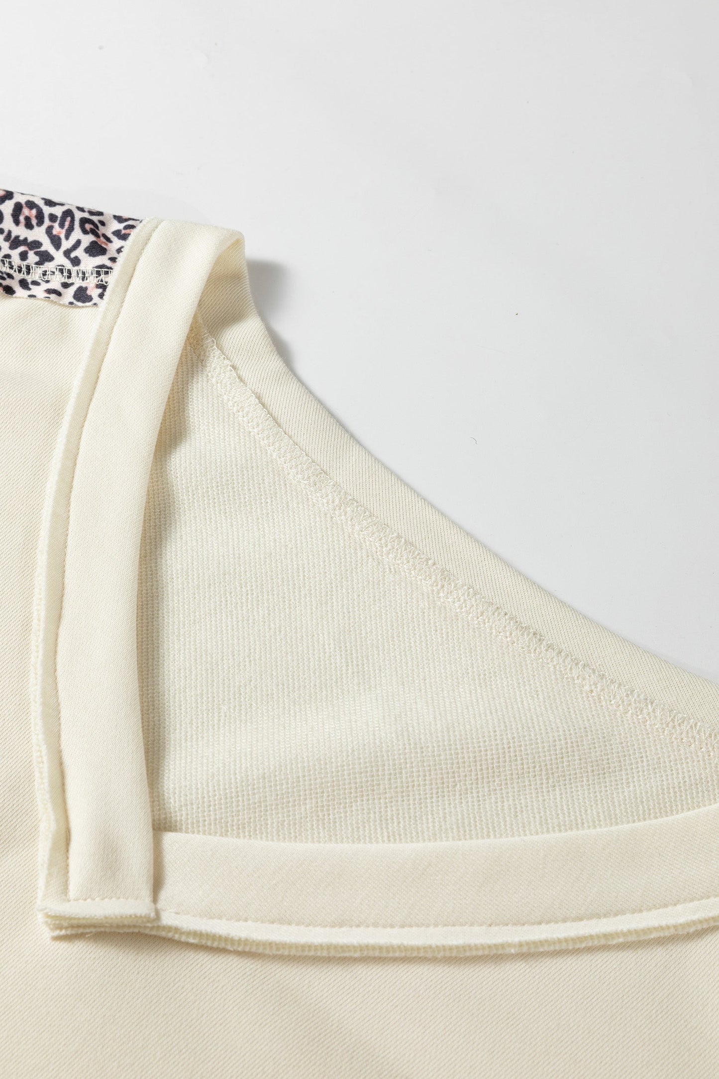 Plus Size Leopard Patchwork V-Neck Short Sleeve Top