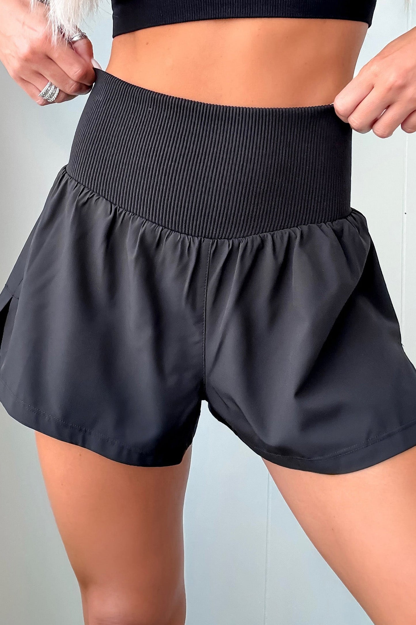 Solid Ribbed Patchwork High-Waist Athletic Shorts