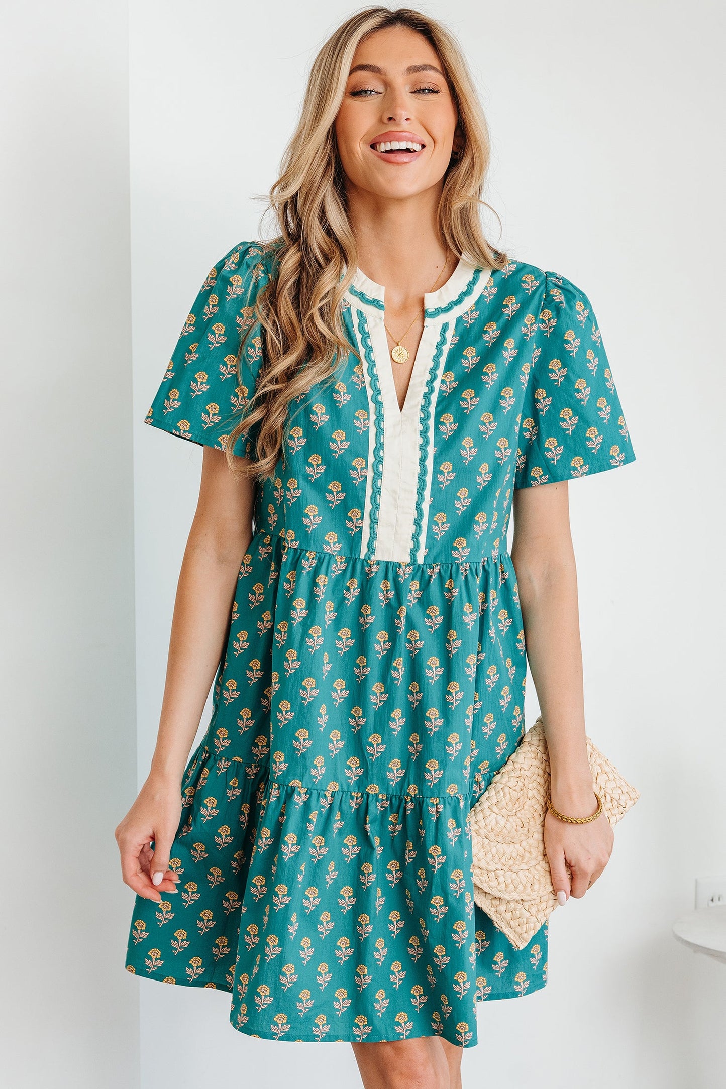 Floral Contrast Trim V-Neck Short Sleeve Dress
