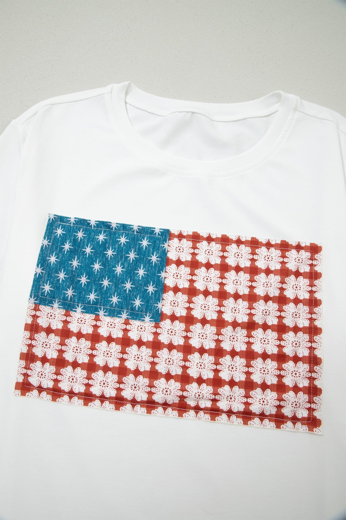 USA Floral Flag Patch Short Sleeve T-Shirt