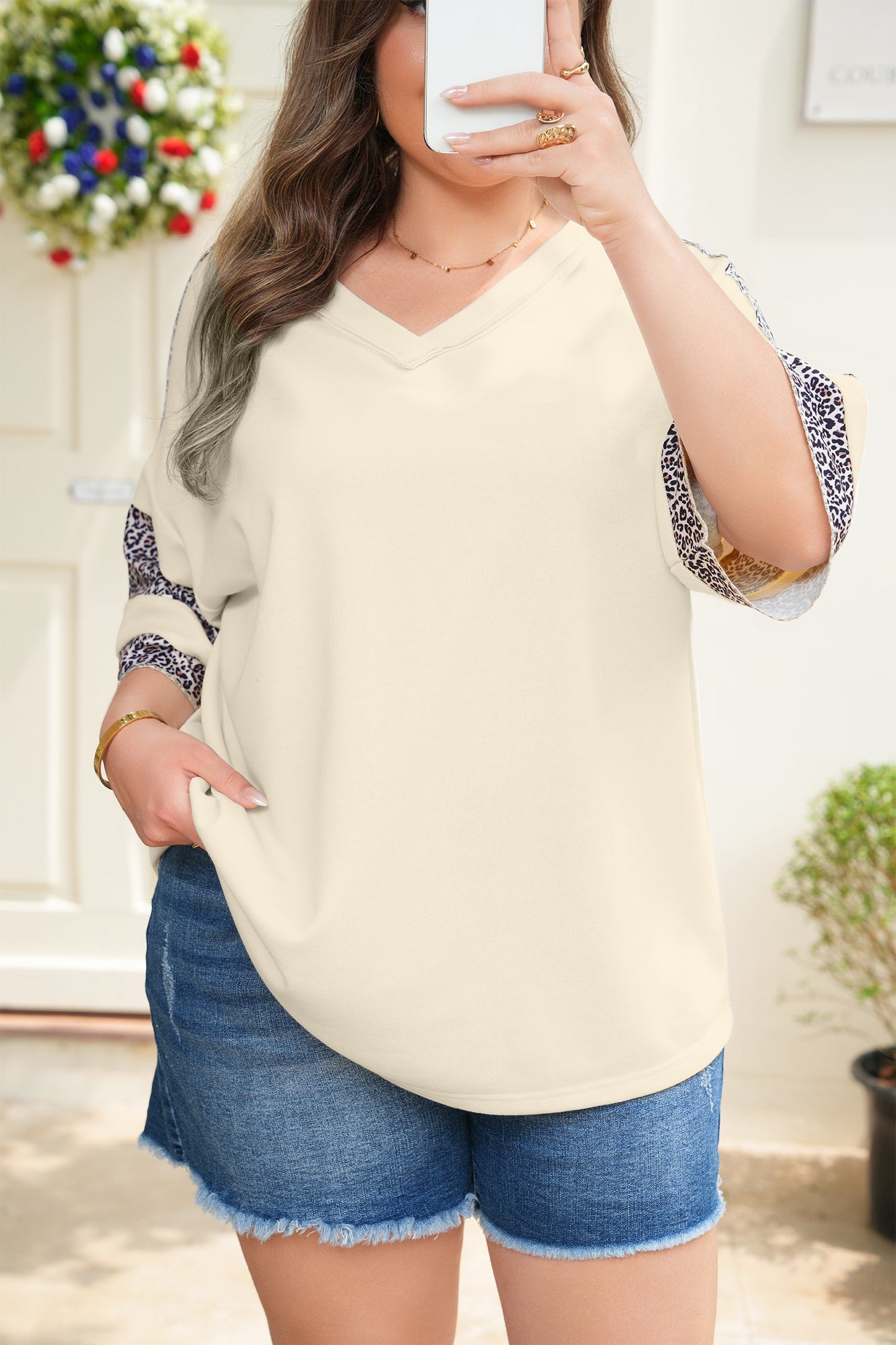 Plus Size Leopard Patchwork V-Neck Short Sleeve Top