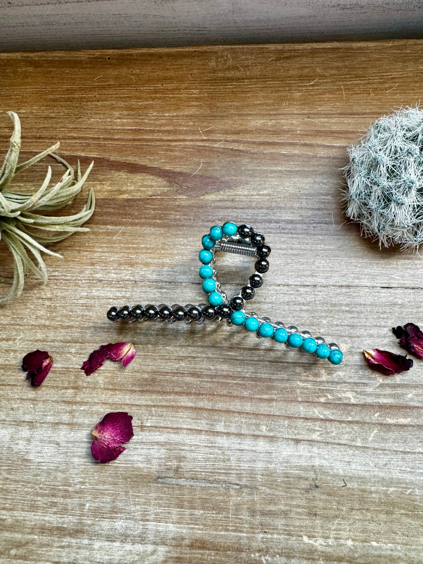 Turquoise and faux pearls Hair Clips