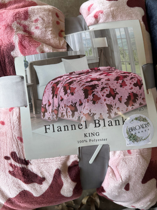 Scarlett Red & Pink Cow Print Super Plush Blanket