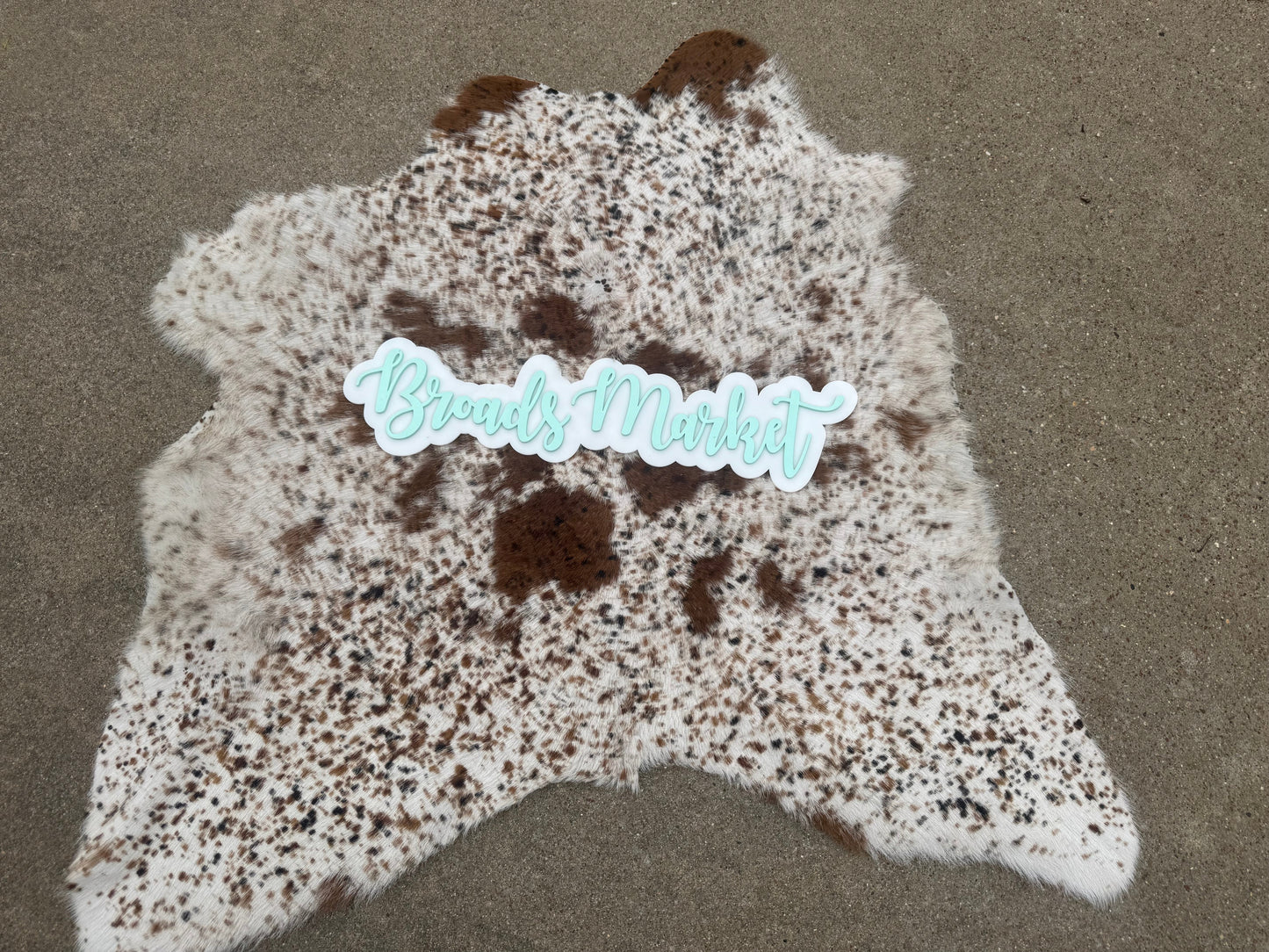 3’ Cowhide Rugs