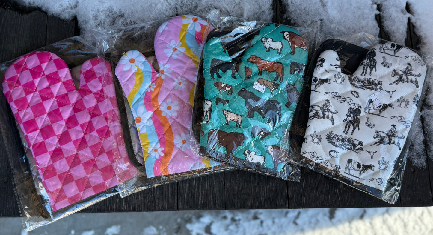 Fun oven Mitt and pot holder sets