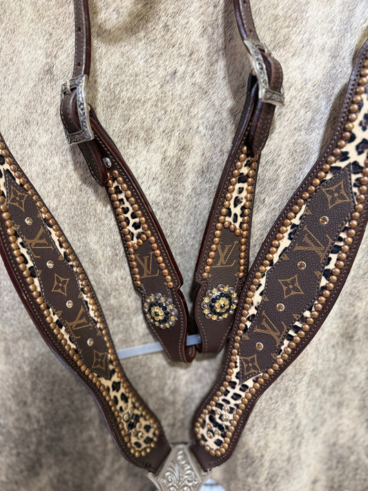 Stunning LV one ear tack set