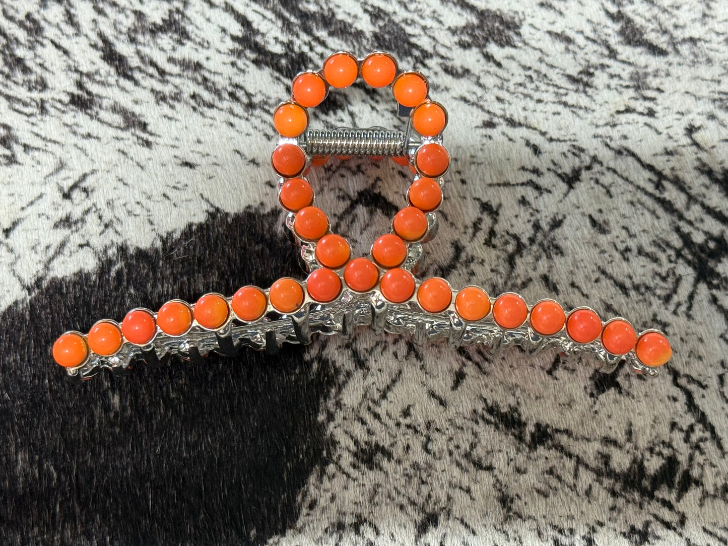Faux Navajo Pearl Claw Clips