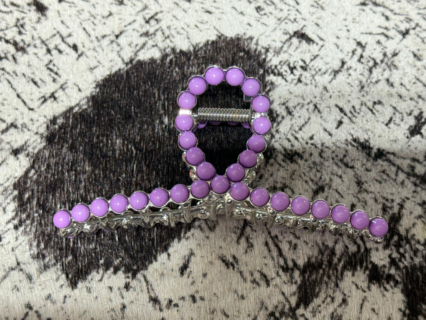 Faux Navajo Pearl Claw Clips