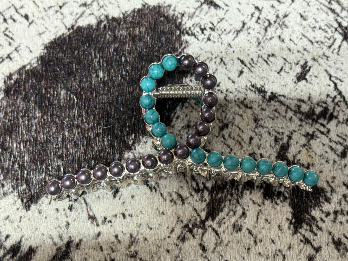 Faux Navajo Pearl Claw Clips