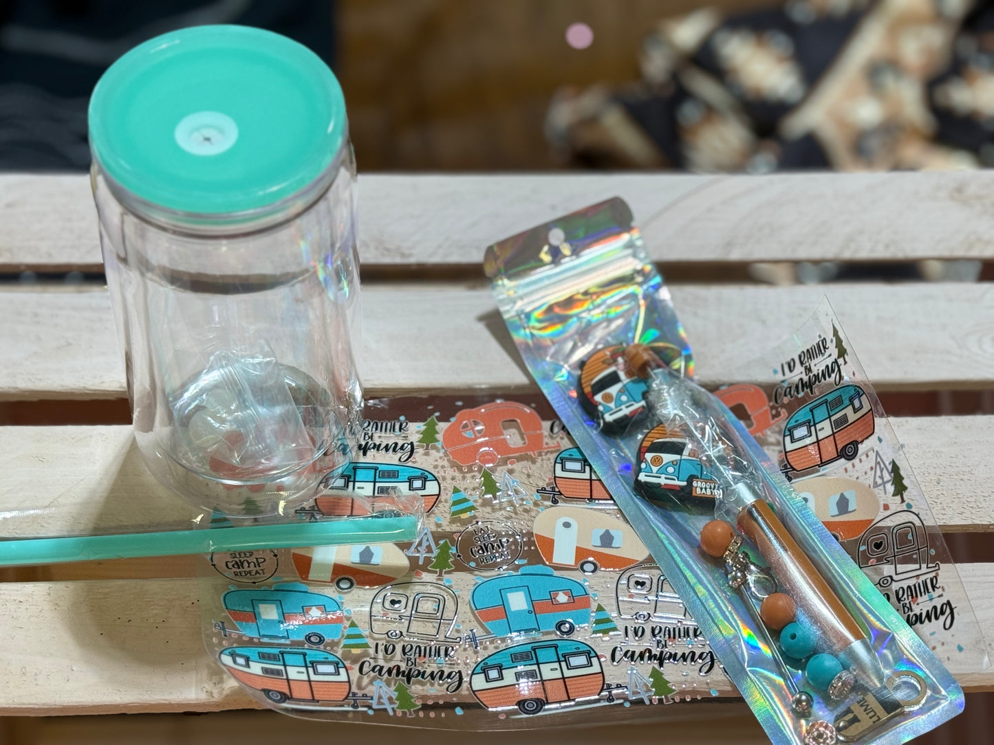 Kids Bored? Ladies Night? Family Night? DYI Acrylic Snowglobe kits!!