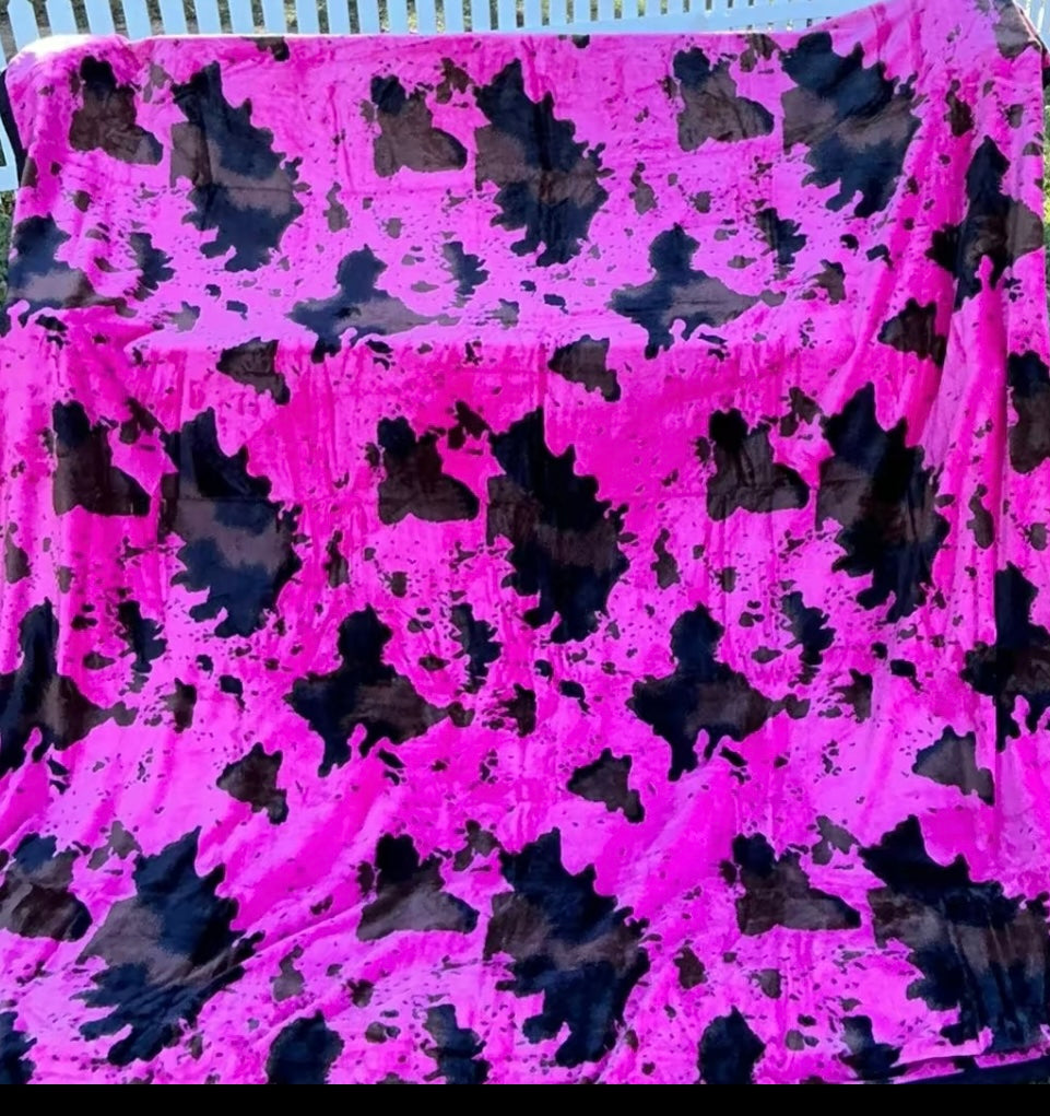 Pink Moo Multi cow Oversized Throw Blanket