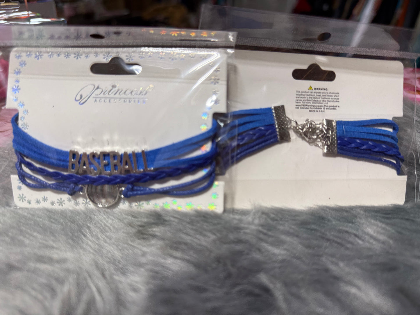 Show your School Spirit with these Fun Adjutable Bracelets
