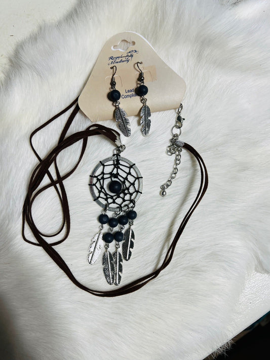 Native Dreamcatcher Leather Strap Necklace with Feather Charms and Feather Earrings