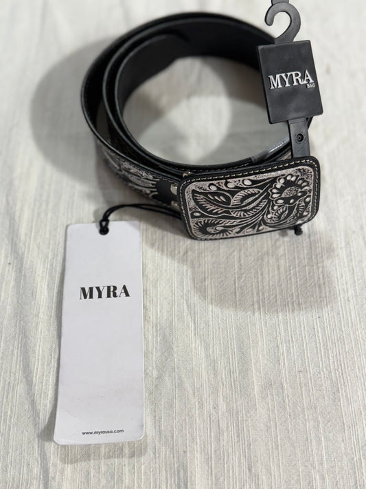 Myra Desert Silver Moon Belt in Black