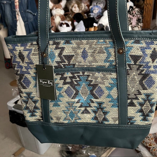 Zephyr Mesa Tote Shoulder Style Handbag